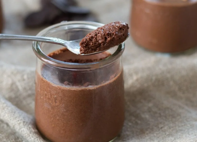 mousse au chocolat à l'avocat raw vegan