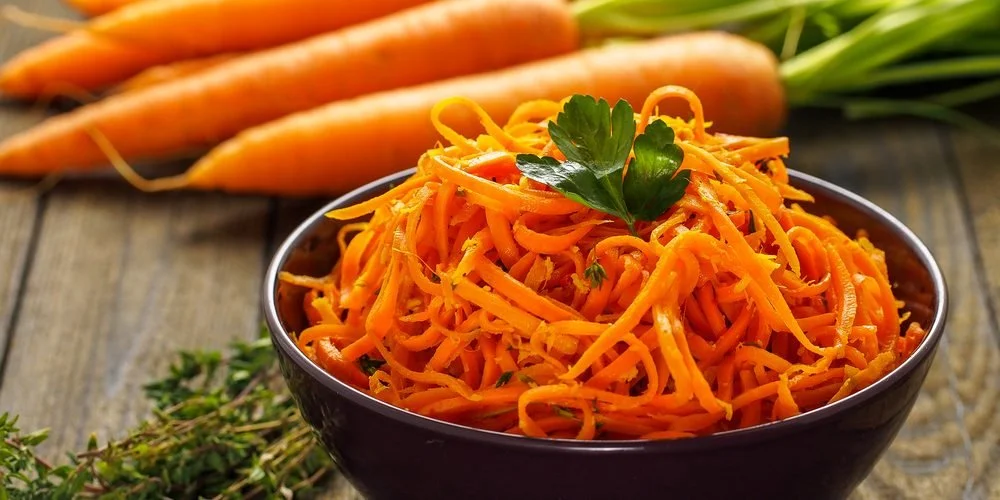 La salade de carottes râpées