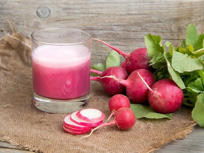 Jus détox pour le foie : le radis