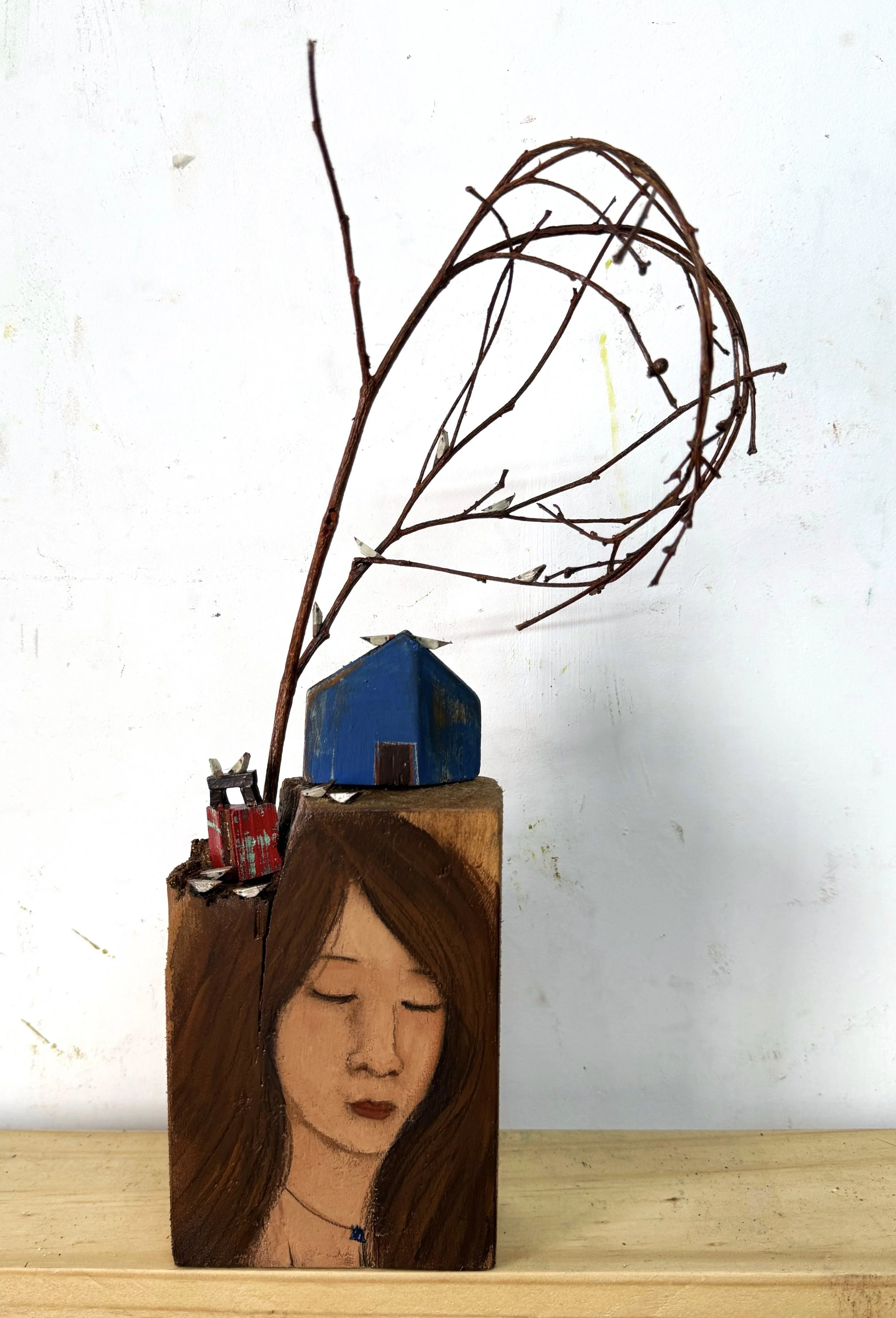 la mujer de la casa azul.jpg