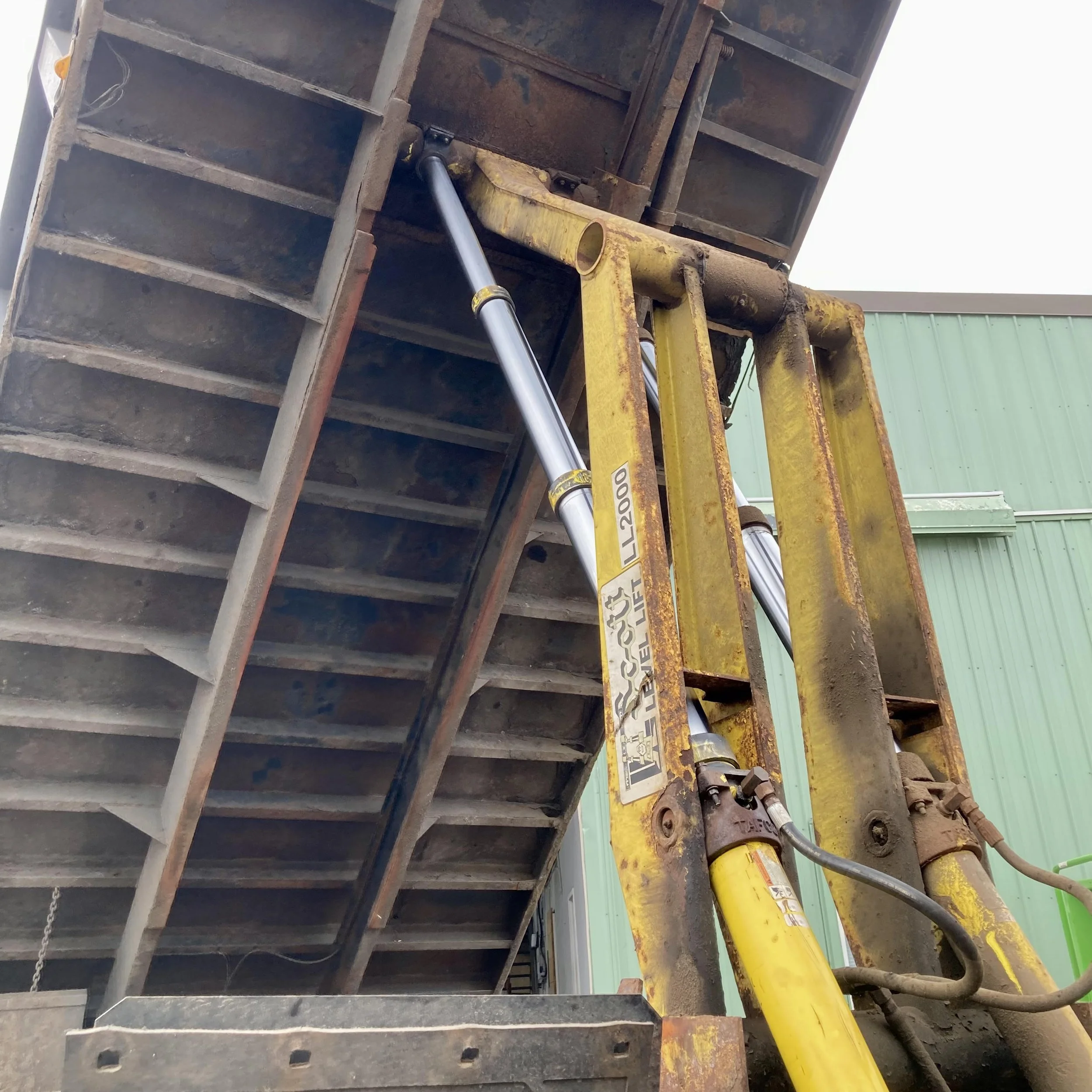 Telescoping cylinder.jpg