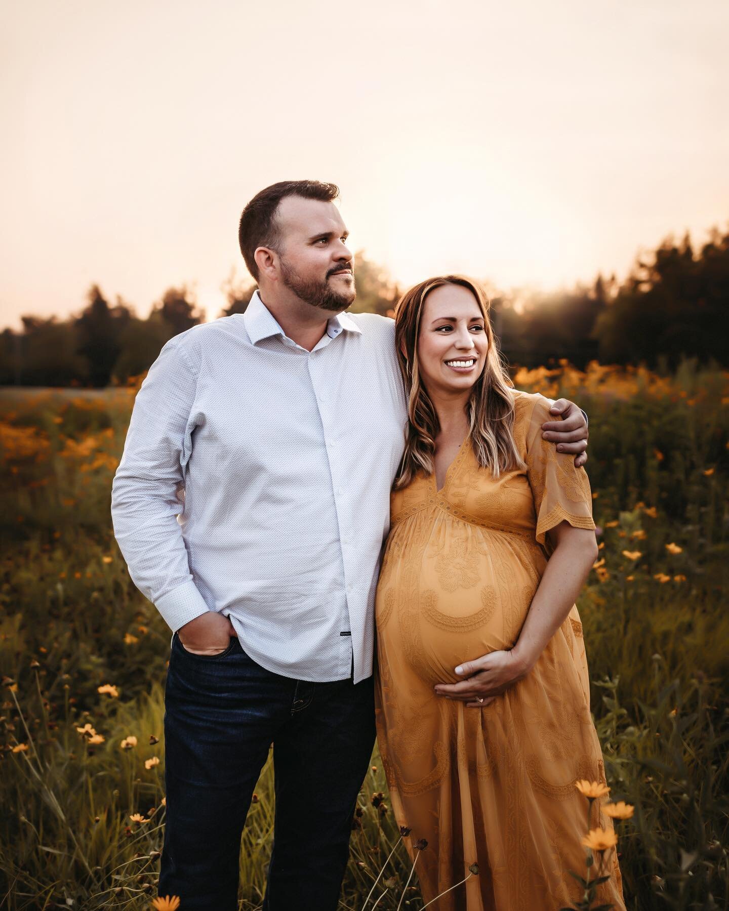 Your hearts beat because of our love.

Our love beats stronger because of you. 

Hearts plural for the TWO baby girls this beautiful mama is carrying 💛

This session was such a dream - head to my stories to see even more!