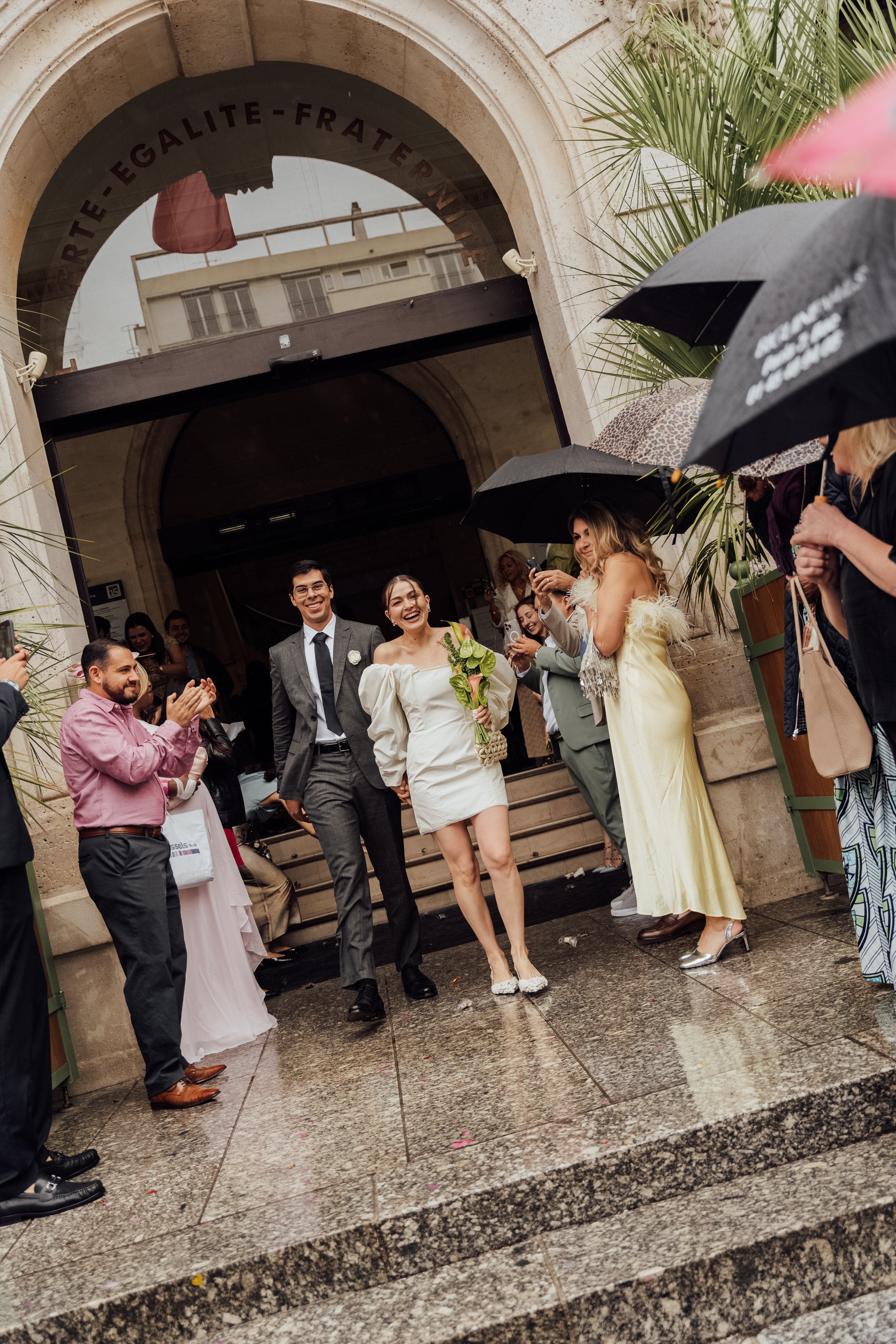 Vancouver elopement photographer | vancouver wedding photographer | bc elopement | elope in bc | elopement photographer/ paris elopement / paris engagement photographer