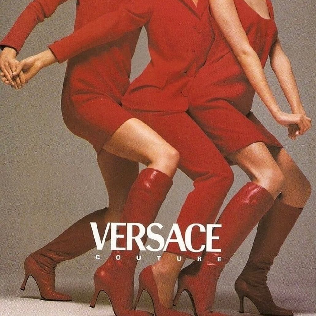 Trish Goff, Shalom Harlow and Amber Valletta photographed by Richard Avedon for Versace, FW 1995

@imagesobsession