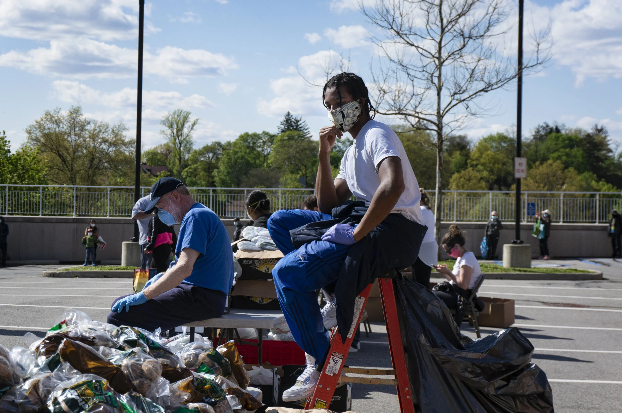 Volunteers at their stations for Feeding Westchester.