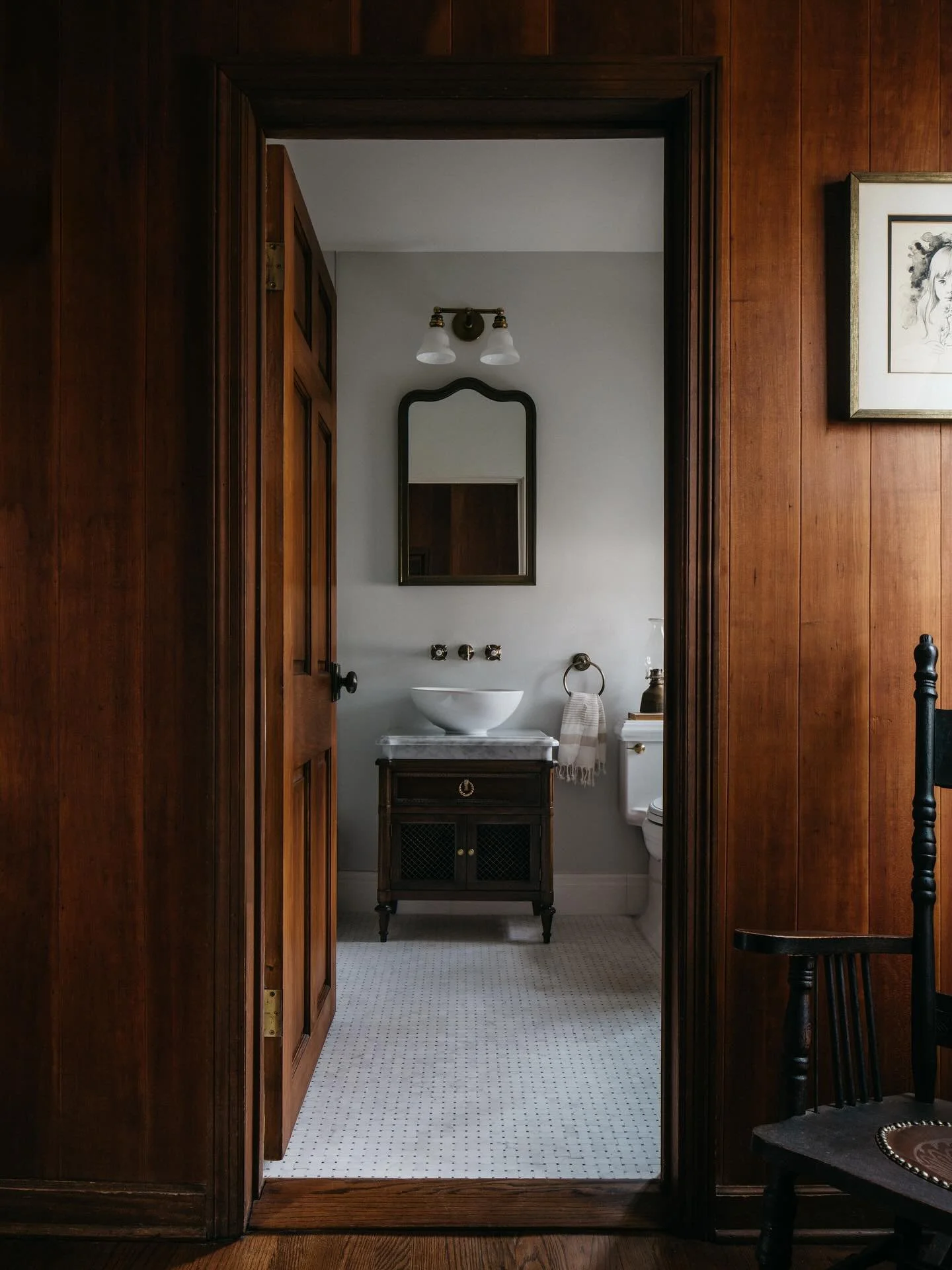 A renovation that fits the history of the home - aka the best kind. Shot for @emberbrune