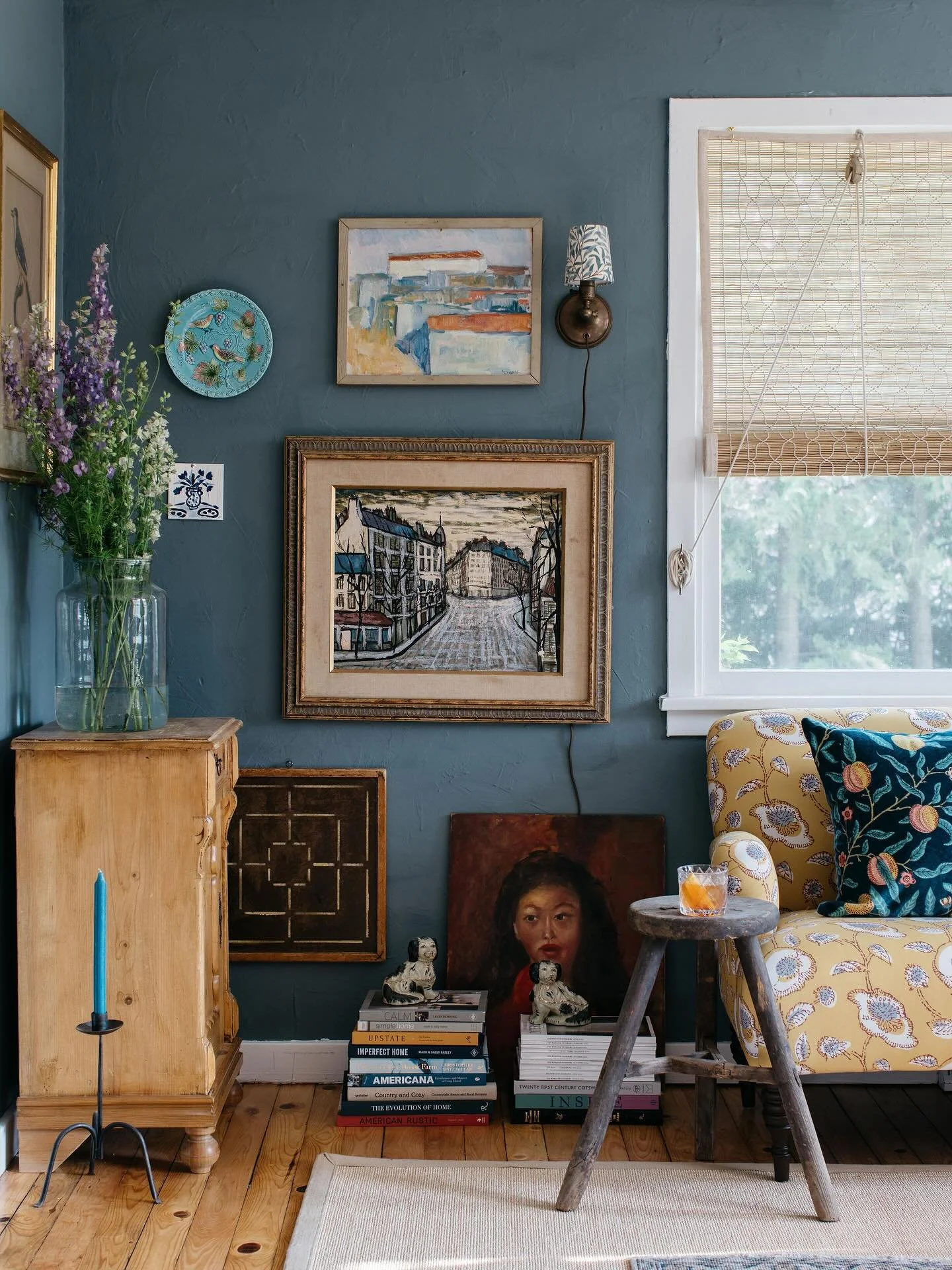 I&rsquo;m happy to share that @walkerspointitalianate&rsquo;s Door County Cottage is in print again this fall 🍂 this is the coziest getaway owned by the nicest couple you&rsquo;ll ever meet - with thoughtful vintage design details around every corne