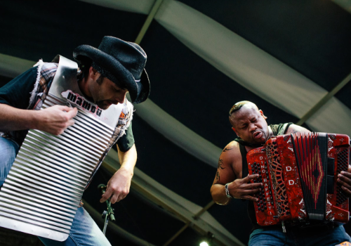 Dwayne Dopsie (on the right) and the Zydeco Hellraisers