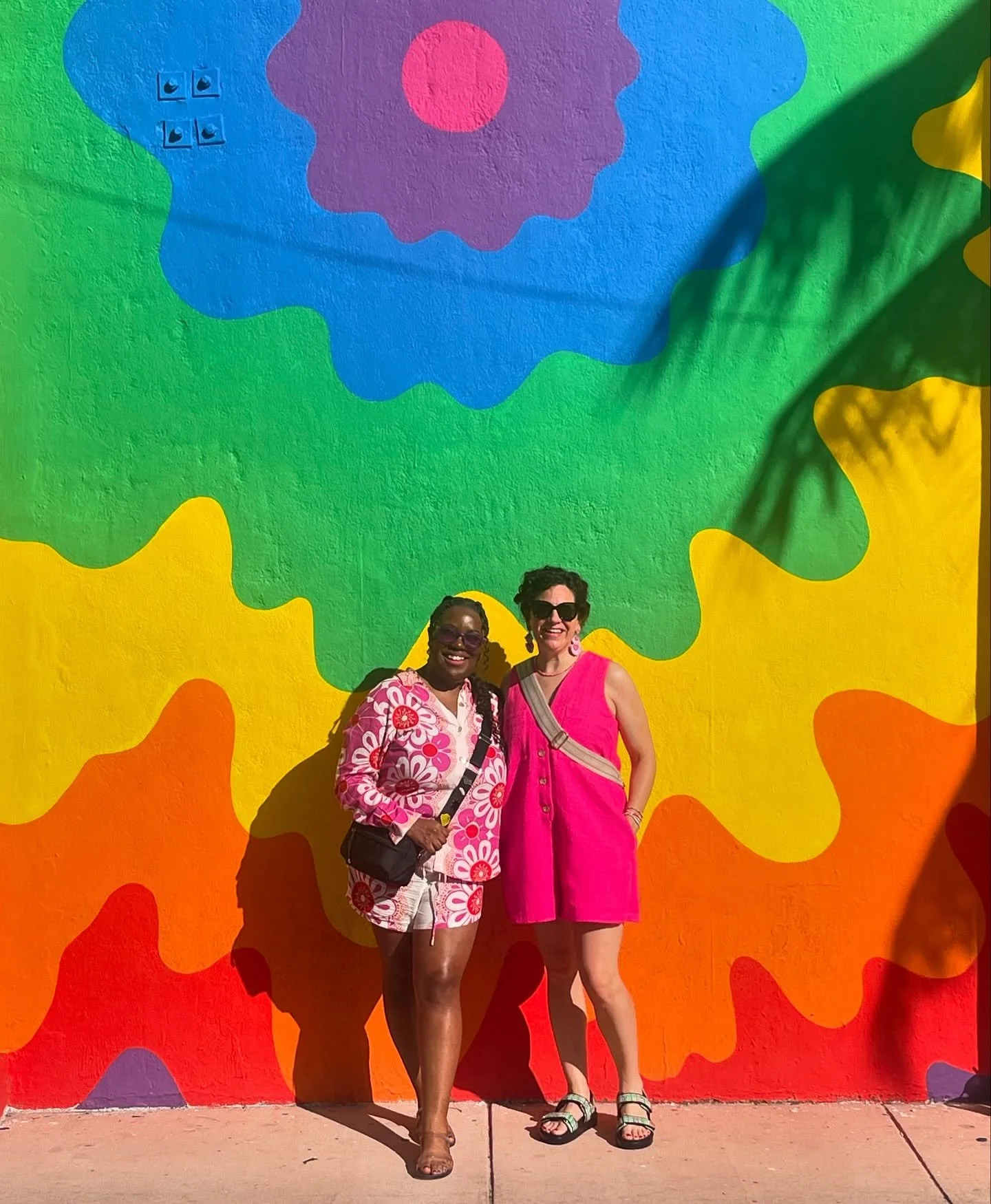 Okies in Miami 🌞🌴✨

I met so many amazing people and art lovers this week. We shared cocktails, dinners, and long conversations about the pieces that moved us 🙂&zwj;↕️

Huge thank you to @okcontemporary for the unforgettable experience. I had the 