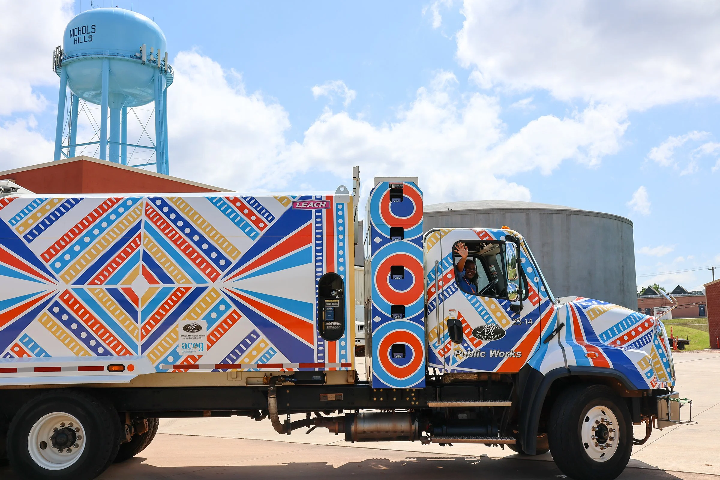 McKnight-Portal-to-Peace-Truck-Art-Vinyl-13.jpg