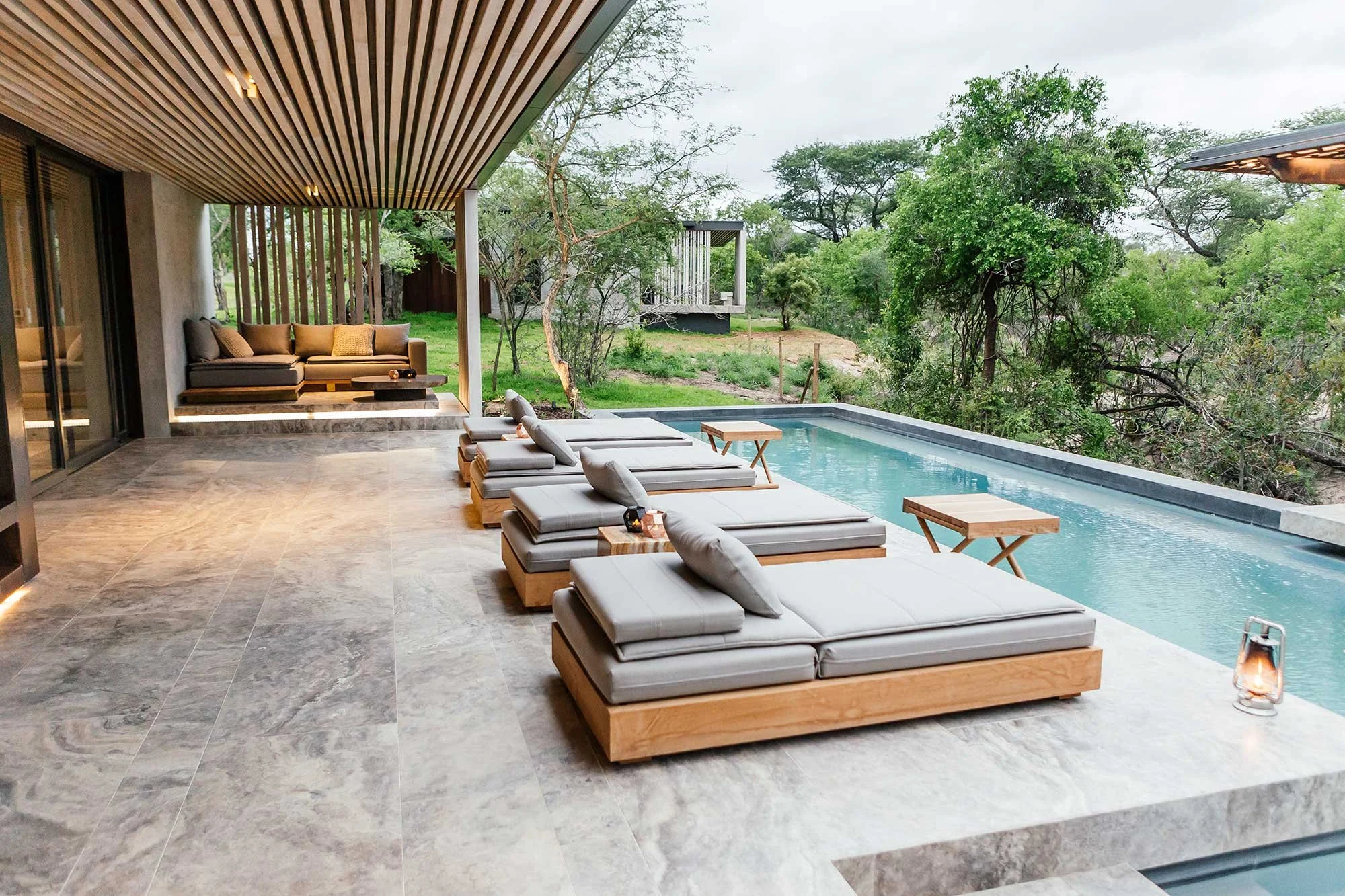 Swimming-Pool-Deck-(15).jpg