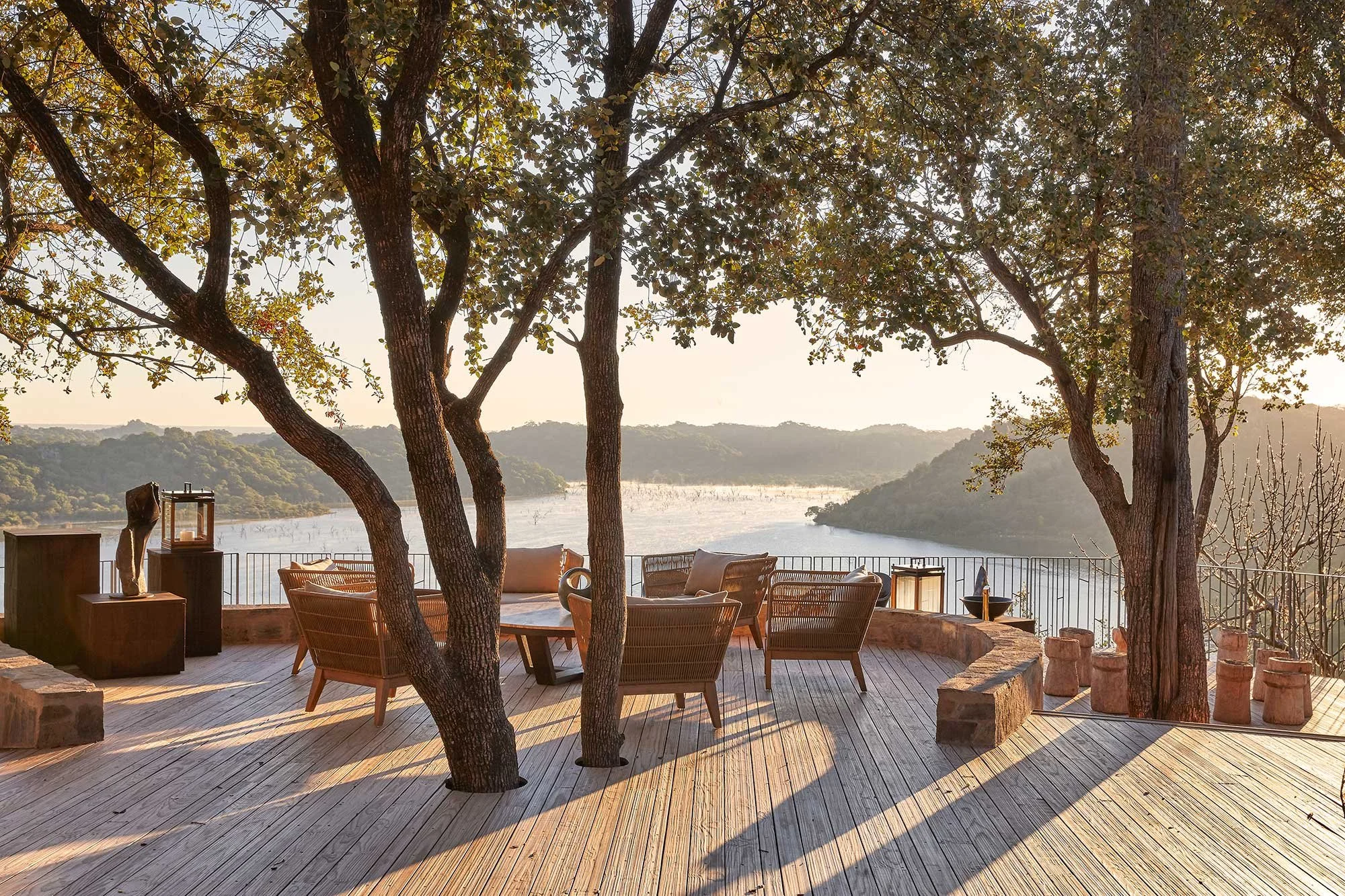 PAMU-DECK-WITH-AFTERNOON-SUN.jpg