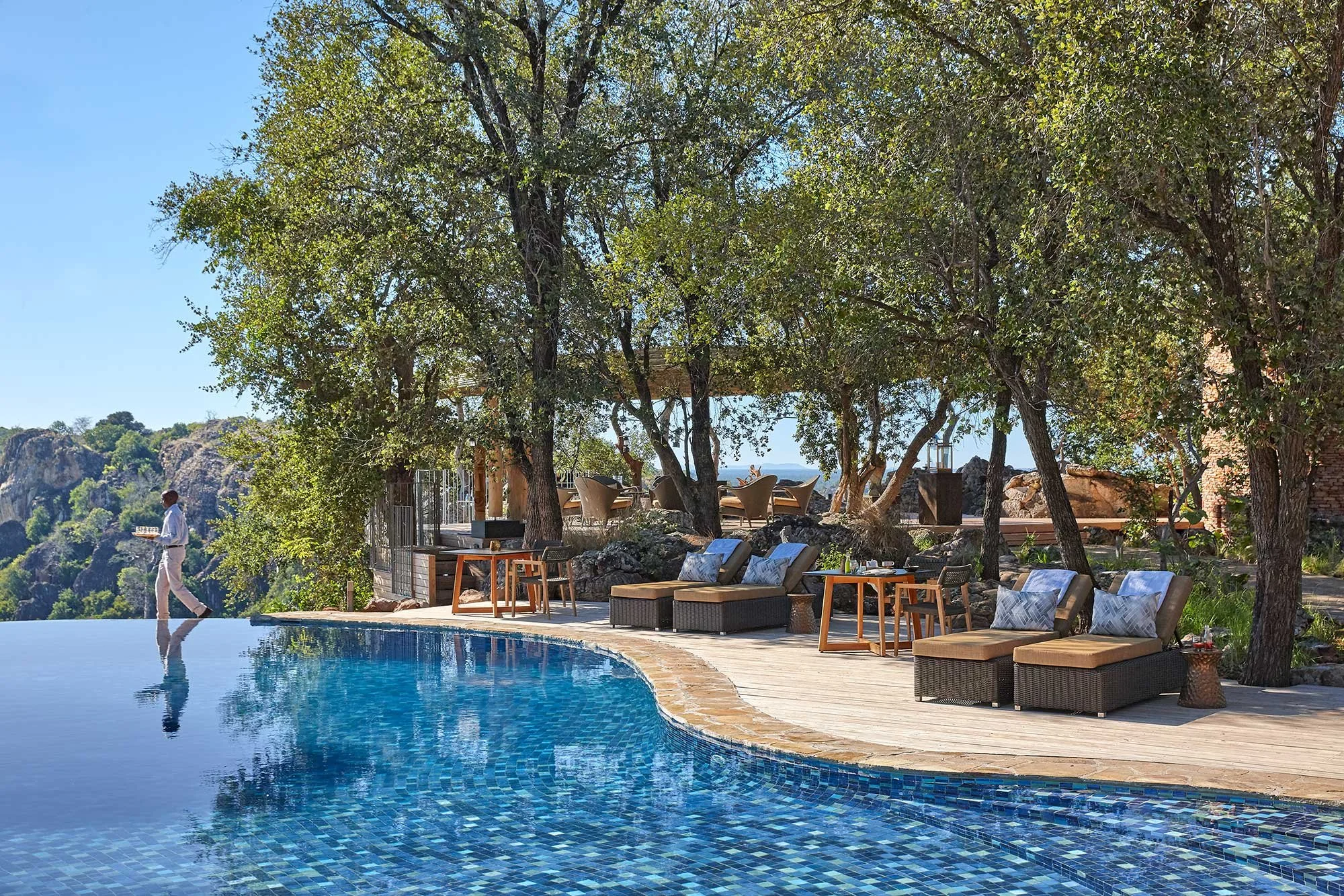 PAMU-REFRESHING-POOL_edited.jpg