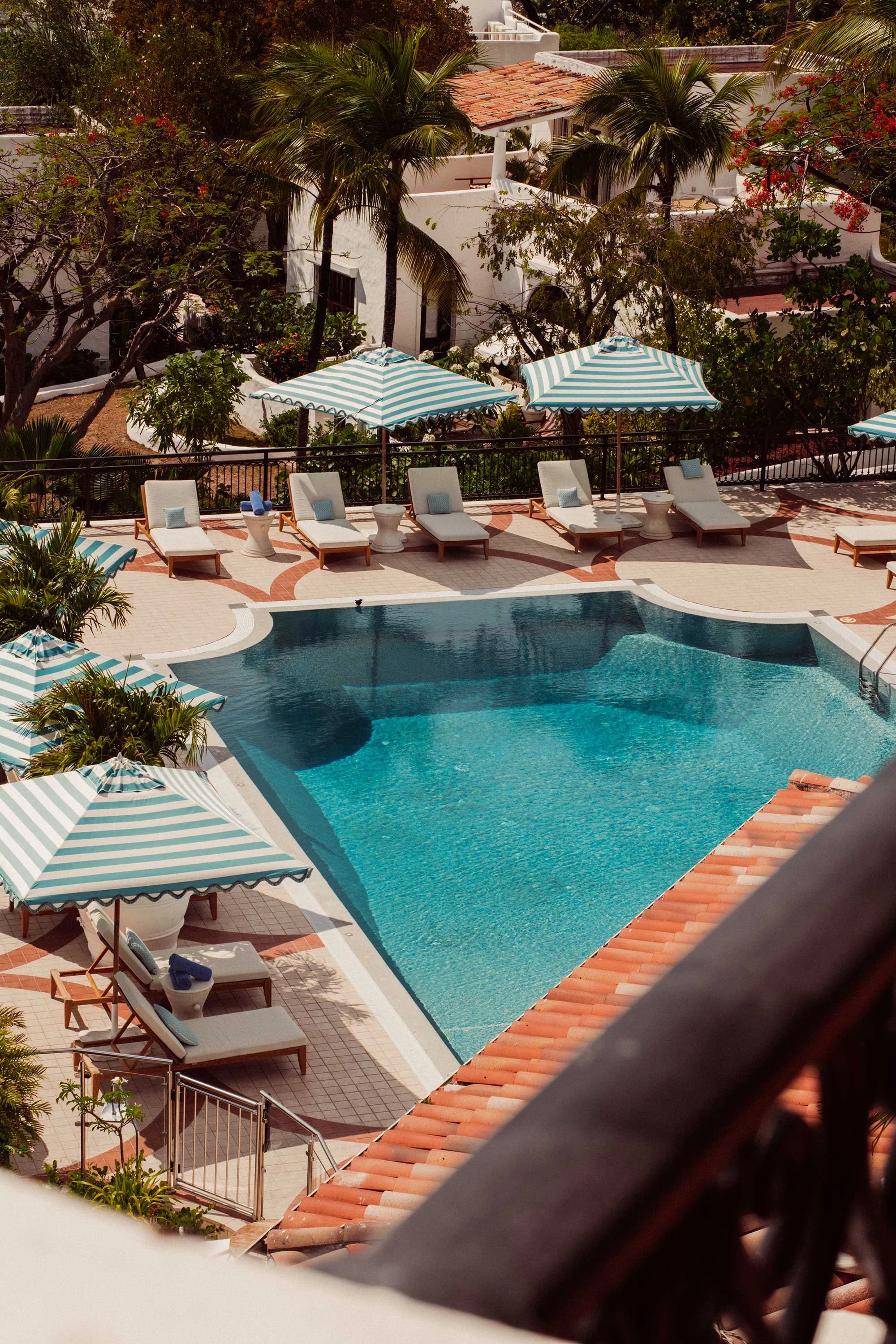 03-LAS-POOL-38.jpg