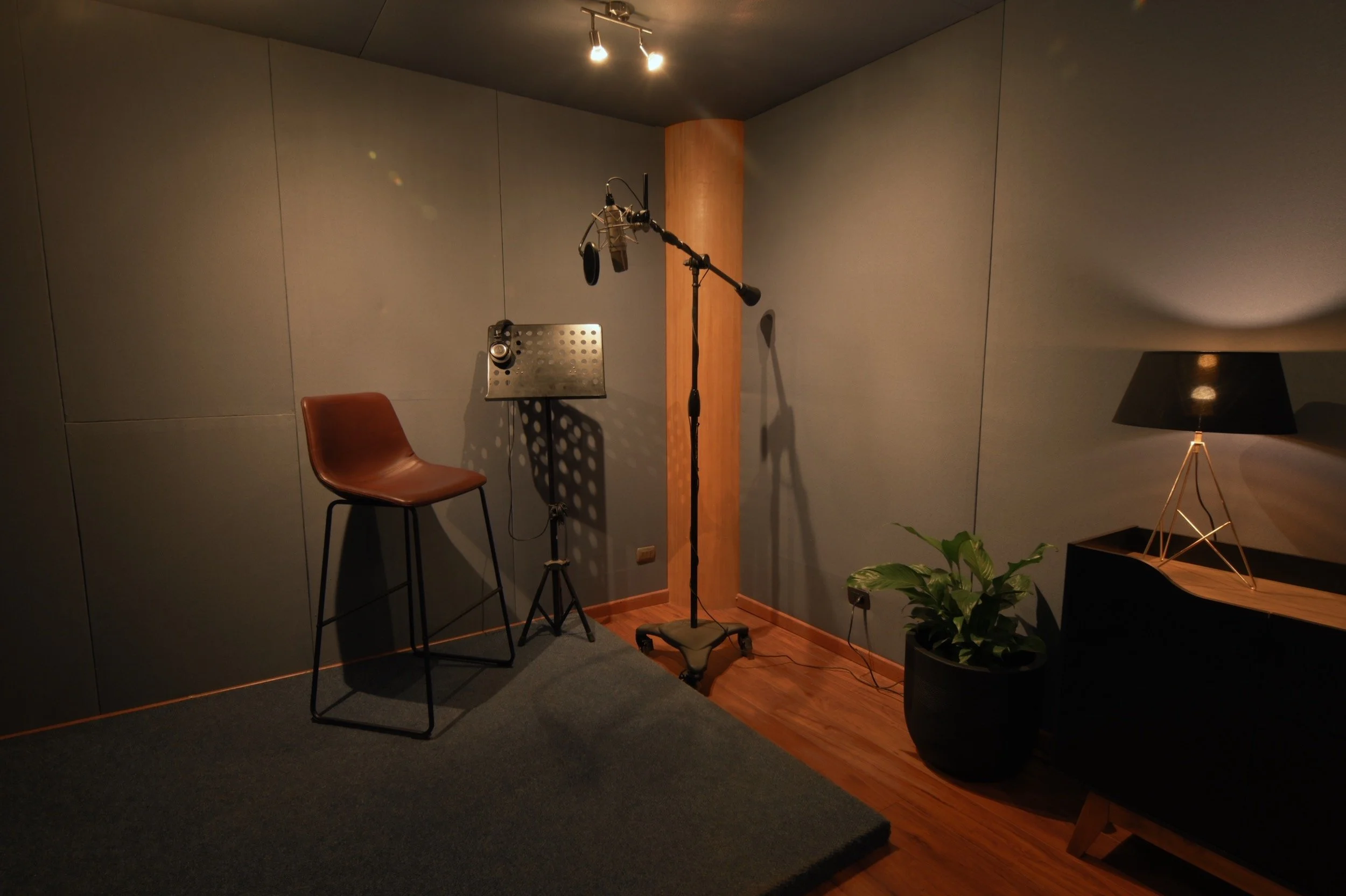 zen-estudio-salas-grabacion-control.jpg