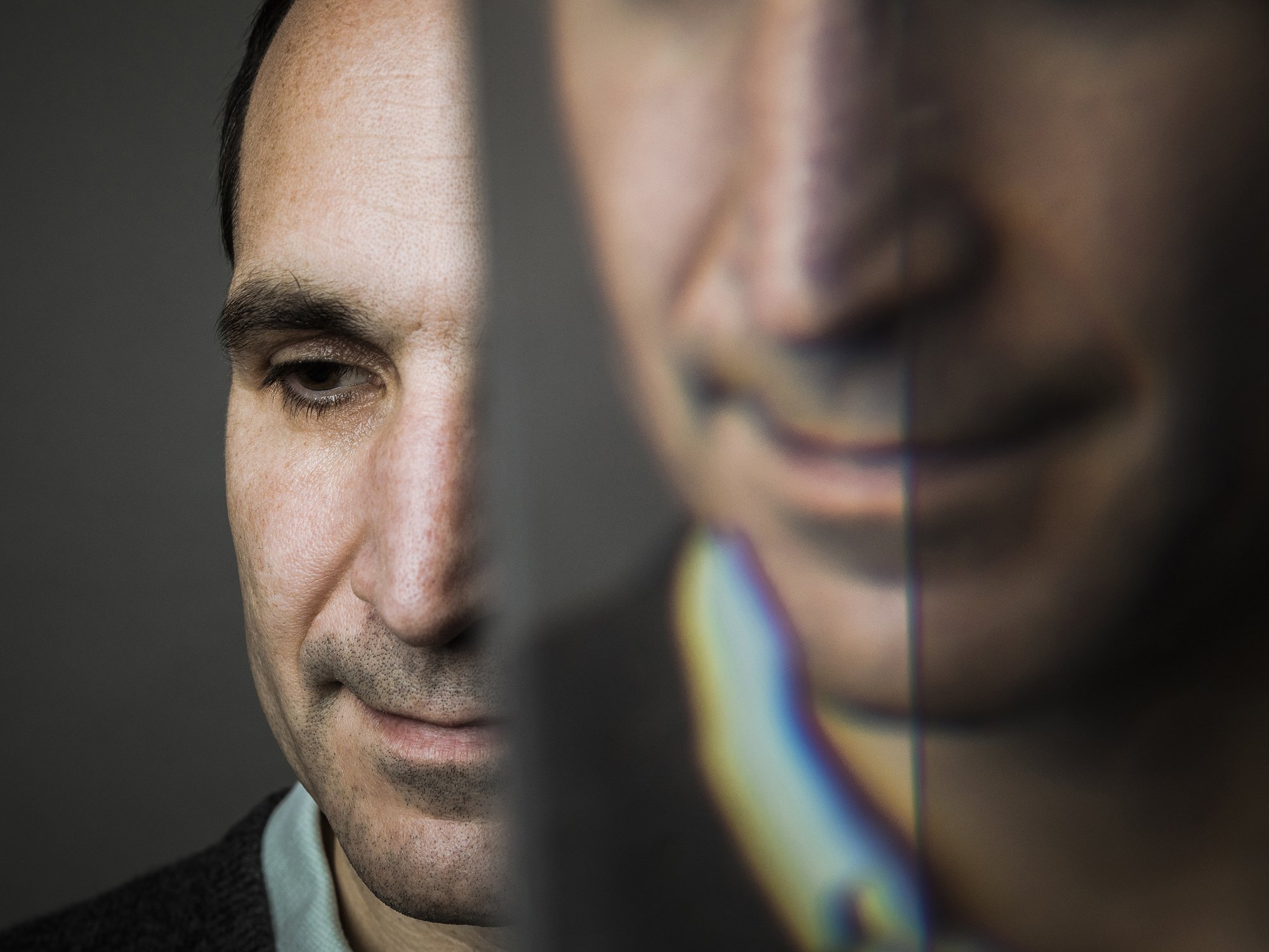 Quanta | Juan Maldacena, Pondering Quantum Gravity by the Pond