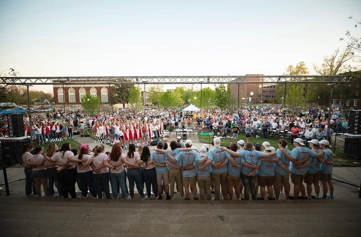 It&rsquo;s All Campus Sing day at Murray State University! This is a tradition where fraternities, sororities, and student organizations participate in a musical competition, as a philanthropy event for Sigma Alpha Iota🎤🎶🤩 Tune into the live strea