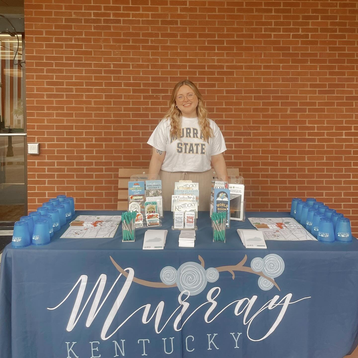 The Murray CVB is ready and eager to meet all the new Racers! Come by our table for some Murray goodies! 💙💛

#MurrayKY #MurrayStateUniversity