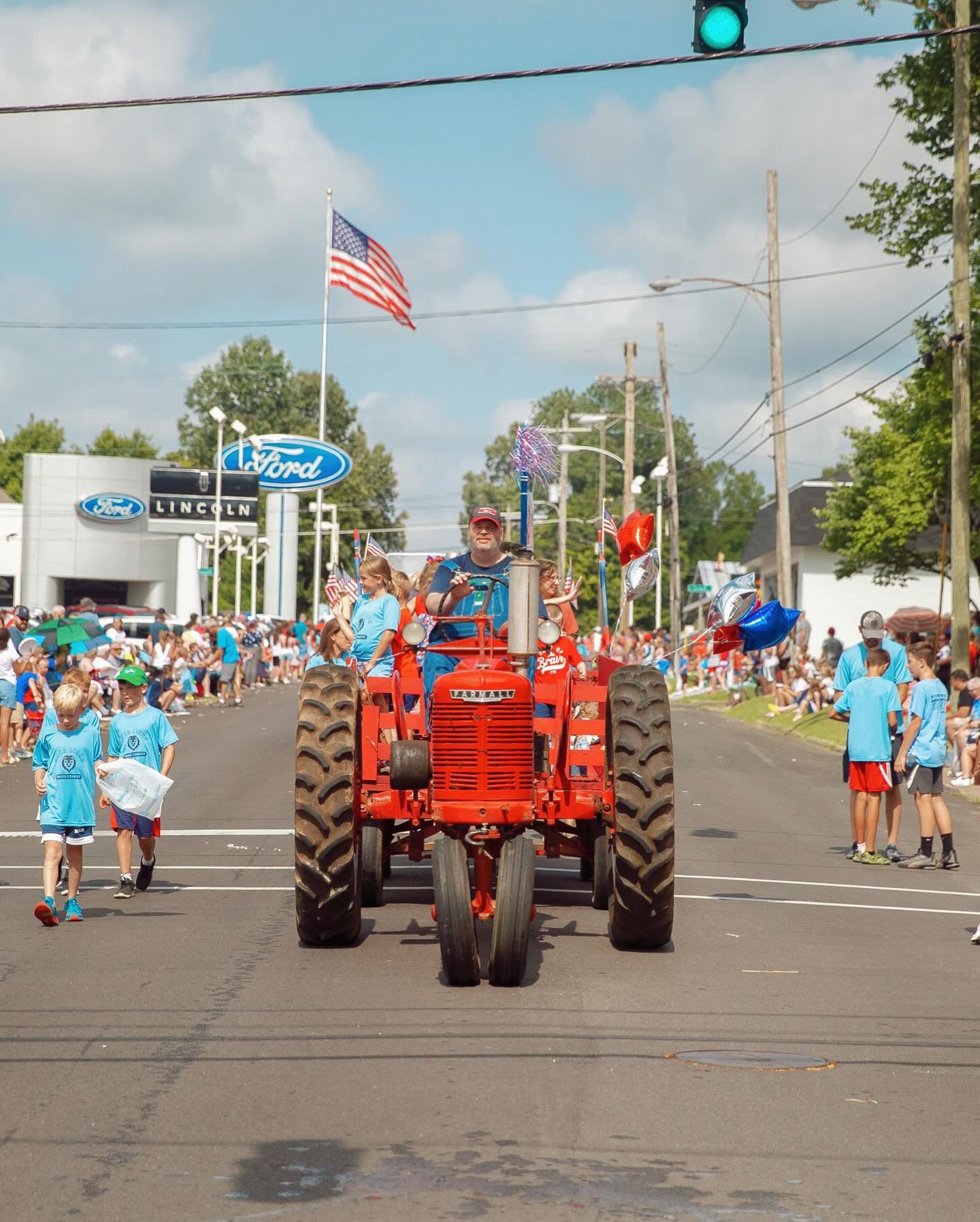 Let Freedom Fest Ring! 🔔✨
Our newest episode of Meet Us On Main is all about our Fourth of July festivities! Hear from Tim Stark and Trice Seargant about all the events happening this year, plus favorite stories from past Freedom Fests 🇺🇸

Check o
