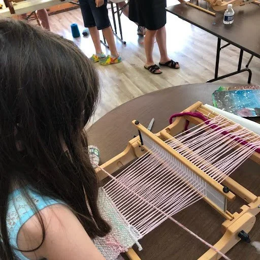 Weave a Scarf @ MAG 