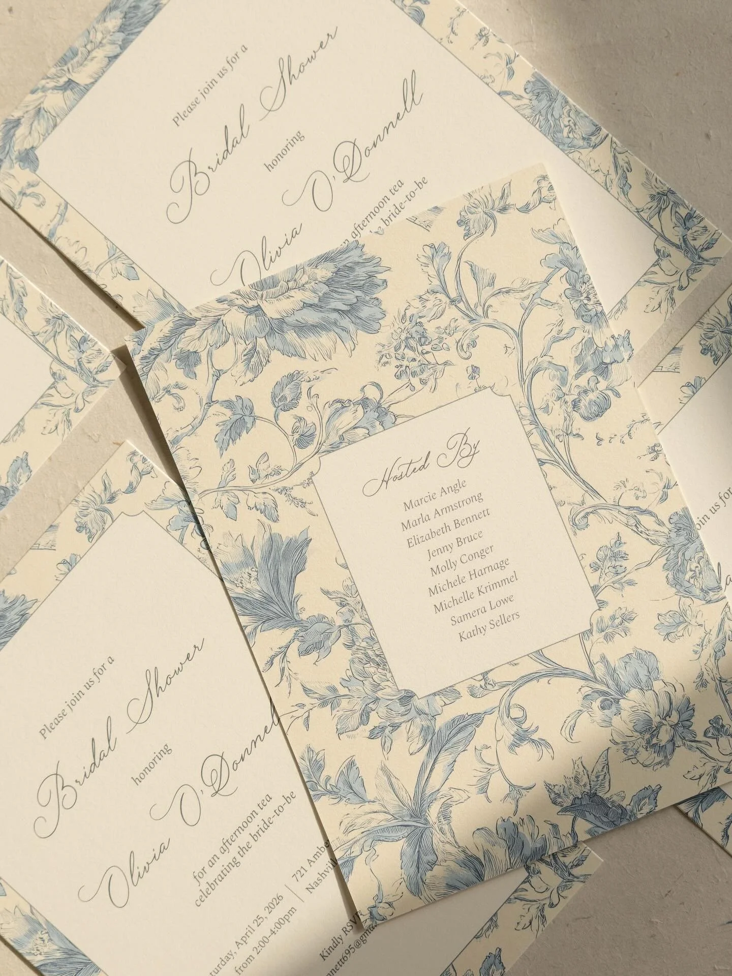 Delicate details for a dreamy bridal shower&mdash;vintage florals and the softest blue 🩵