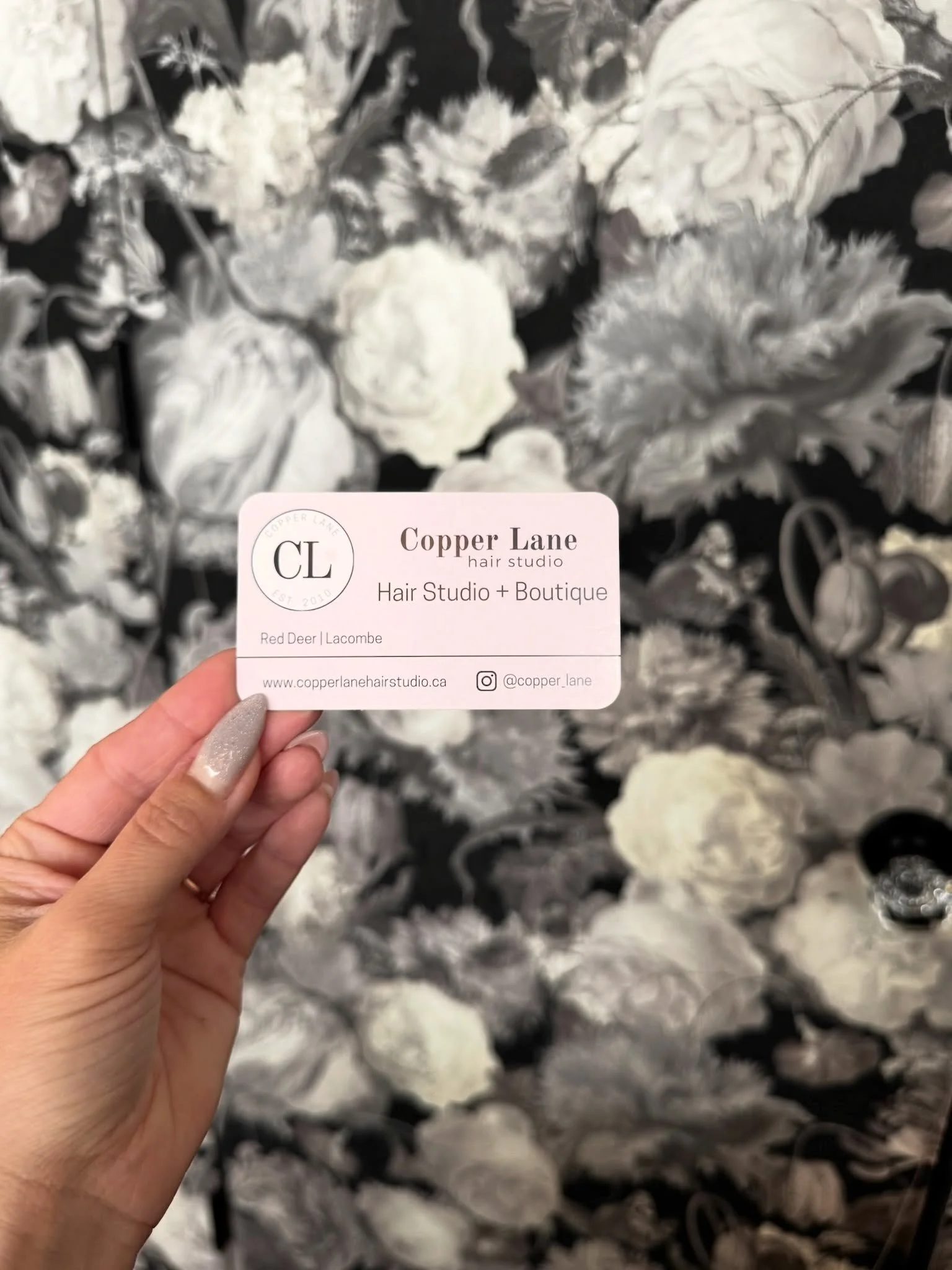 The best hair days are the ones you plan ahead for 🗓️ Book your next appointment now!

#copperlanehs #hairappointment #reddeersalon