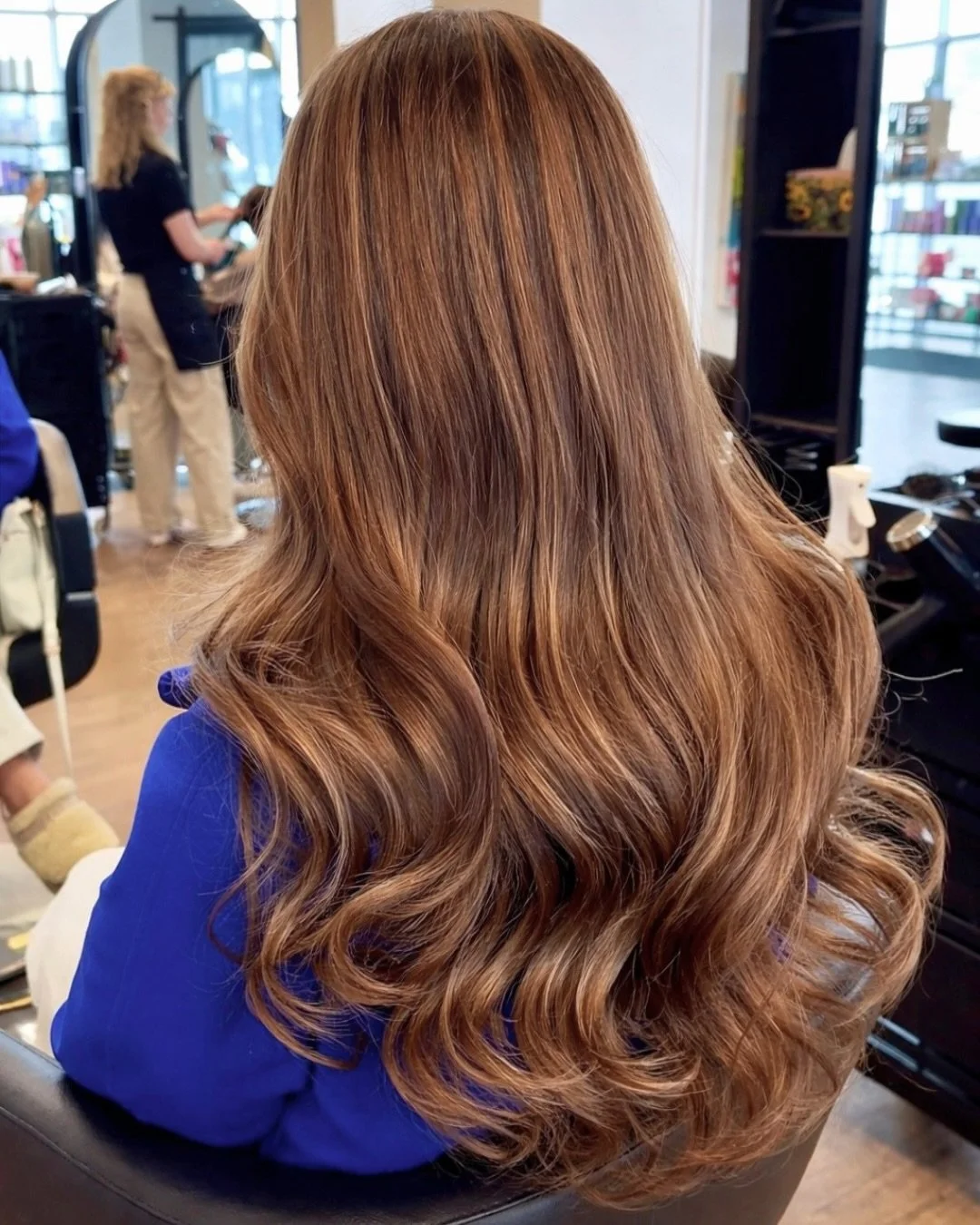 Reviews like this are the greatest compliment 🥰

#reddeersalon #customerreview #reddeerstylist