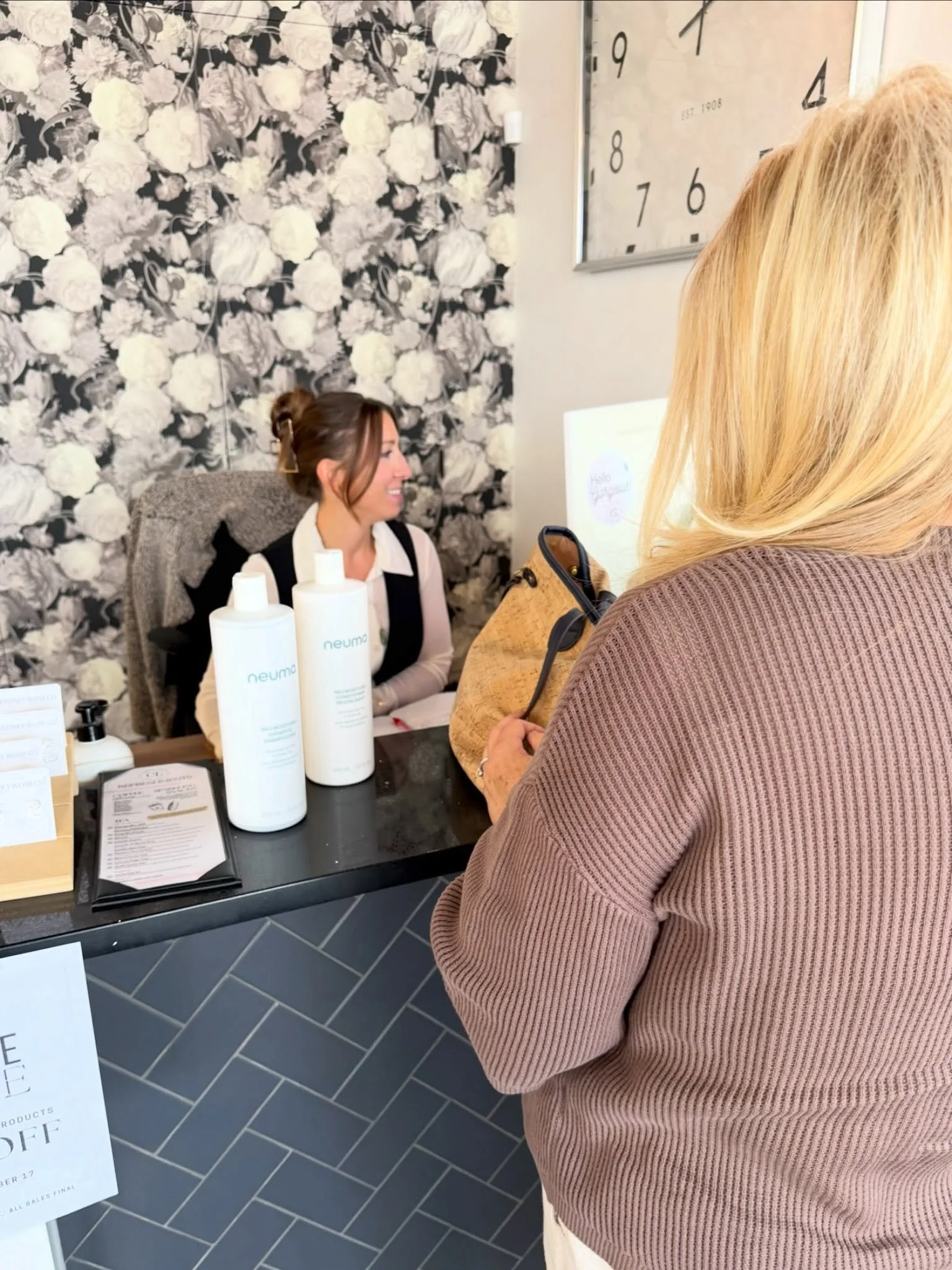Don&rsquo;t forget to stock up on litres this week! They&rsquo;re 20% off until Saturday @ closing. 

#reddeersalon #litresale #copperlanehair #lacombesalon