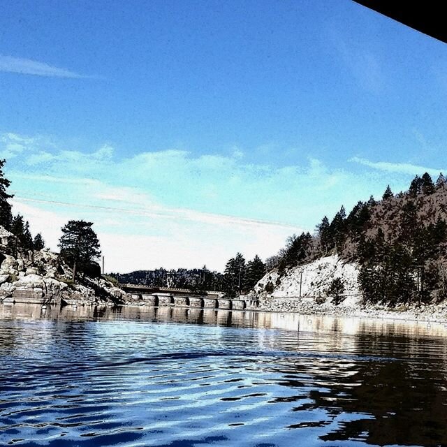 Come enjoy the lake. 20% off pontoon rentals, Mon-Fri
@ Pleasure Point Marina