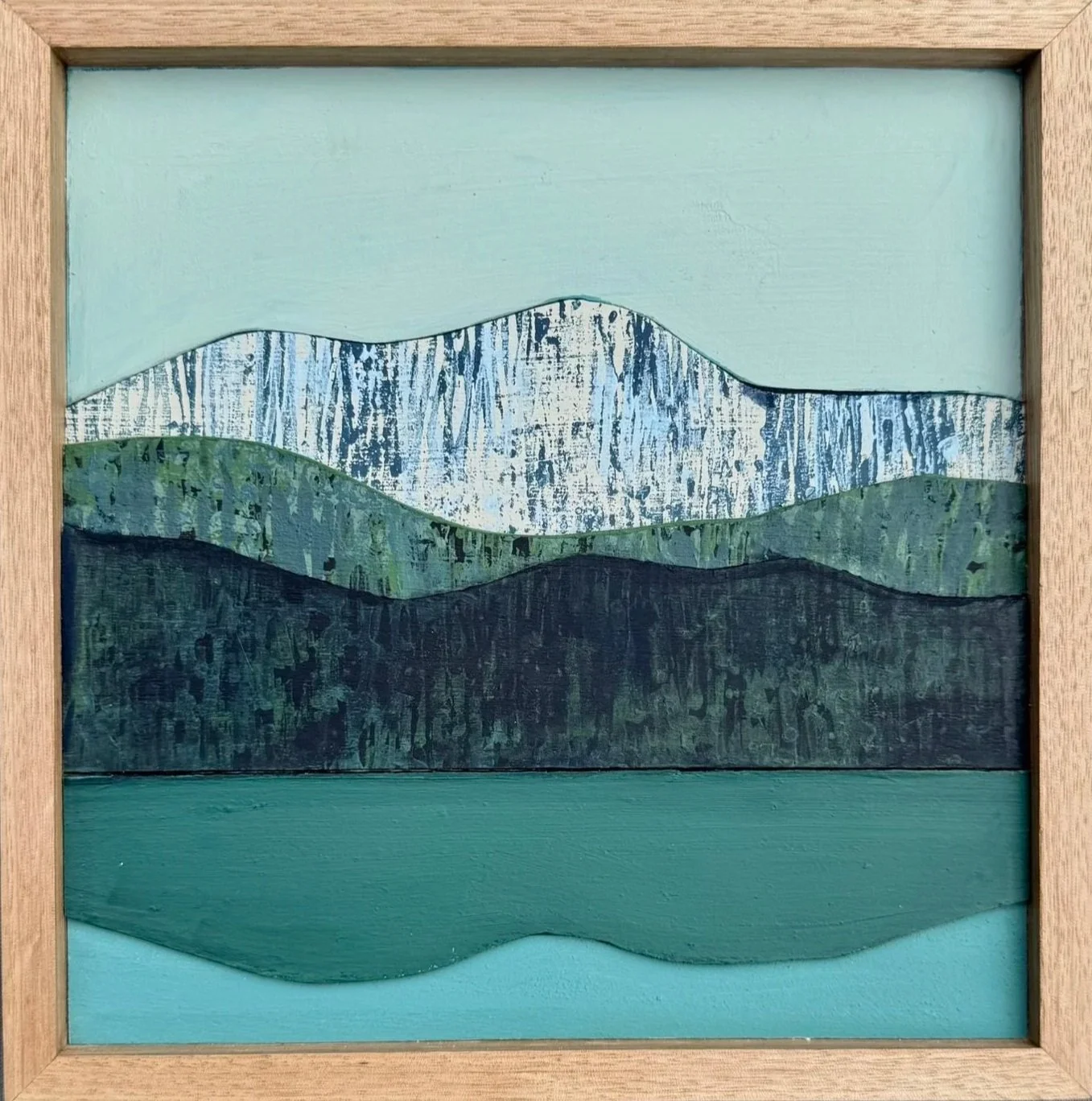 'Winter Crest' (2025)