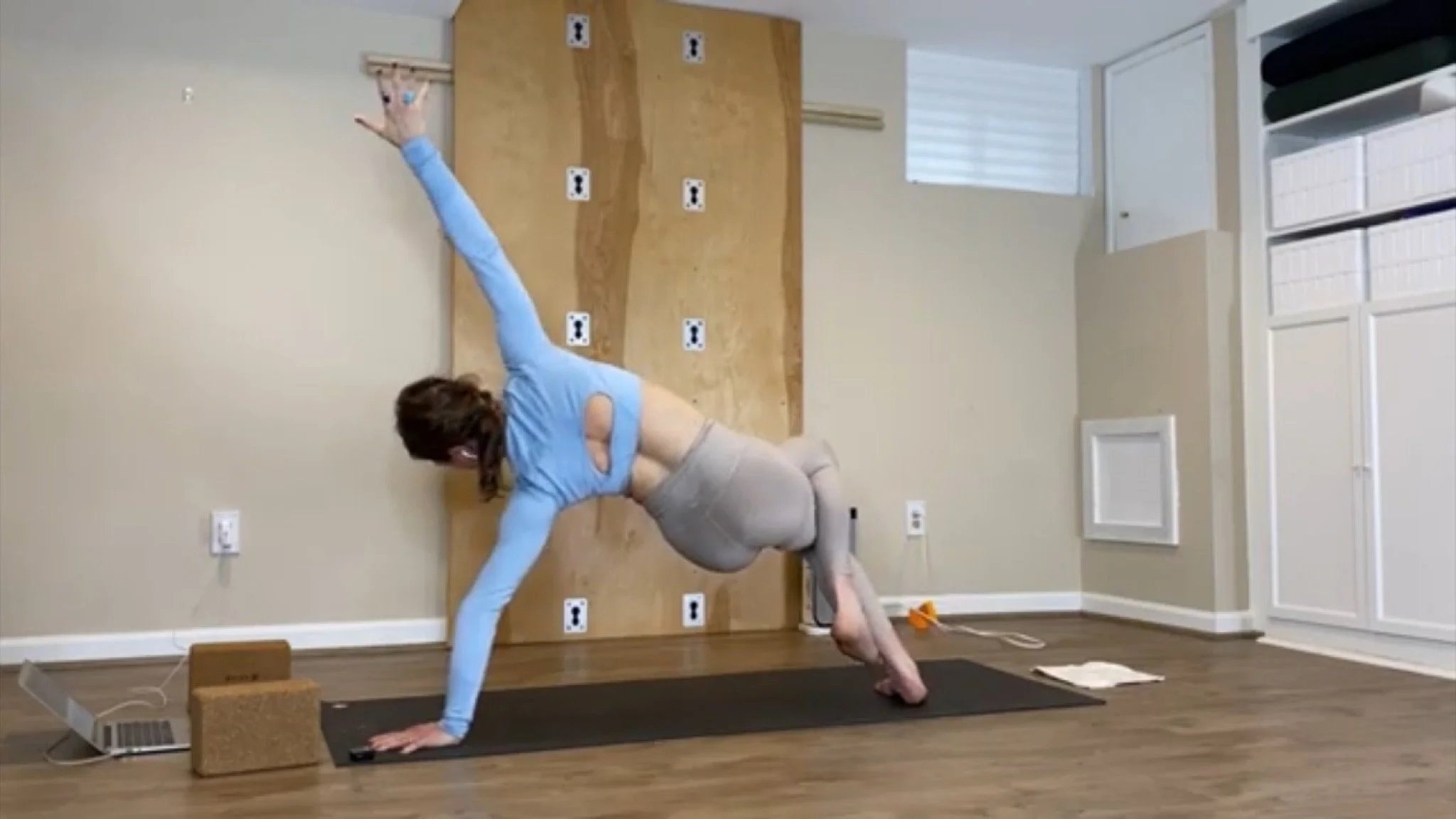 Core Flow: The Sweat Session: Sliding core