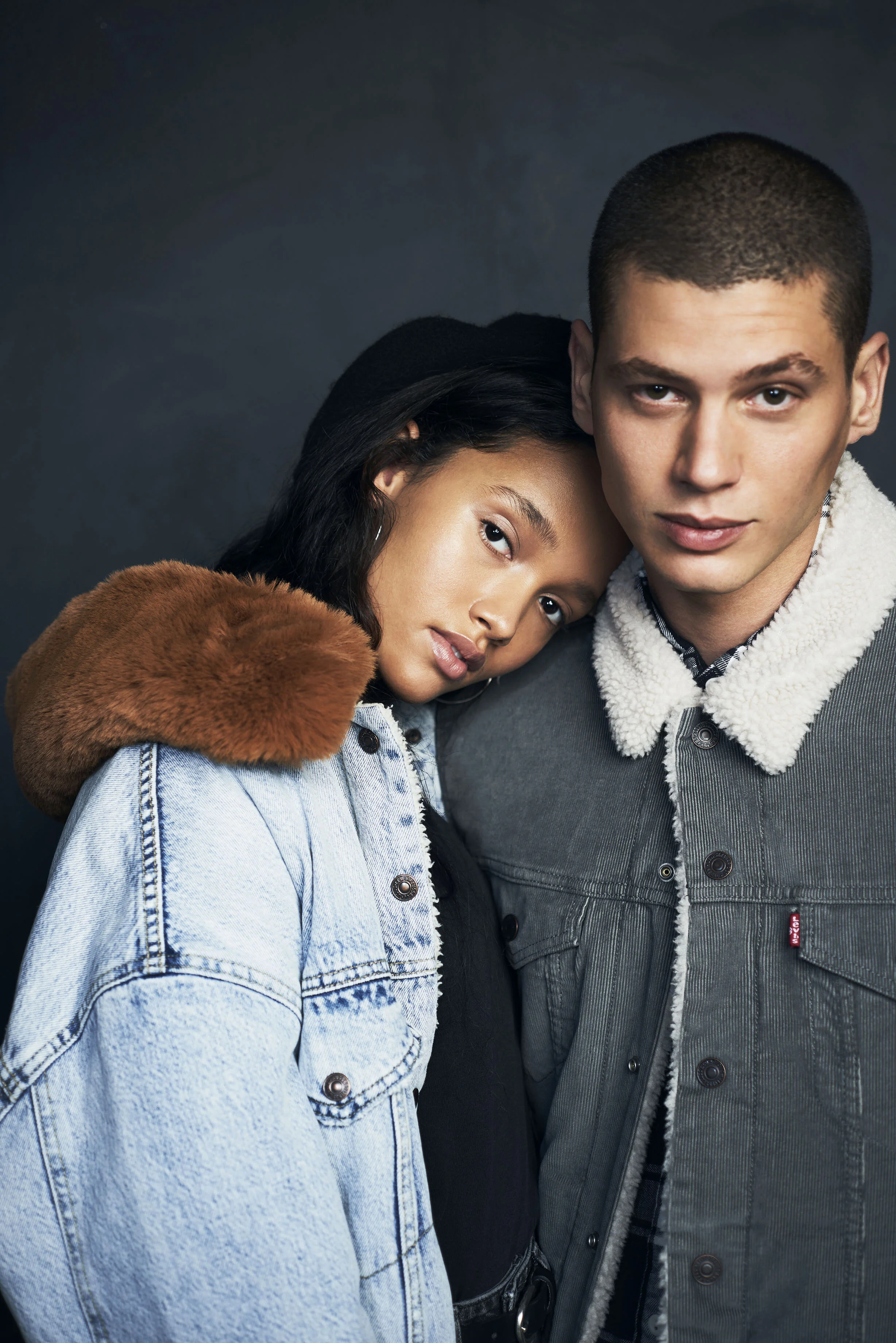 171009_LEVISSS18_COUPLE_SH06_SHERPA_124f1.jpg
