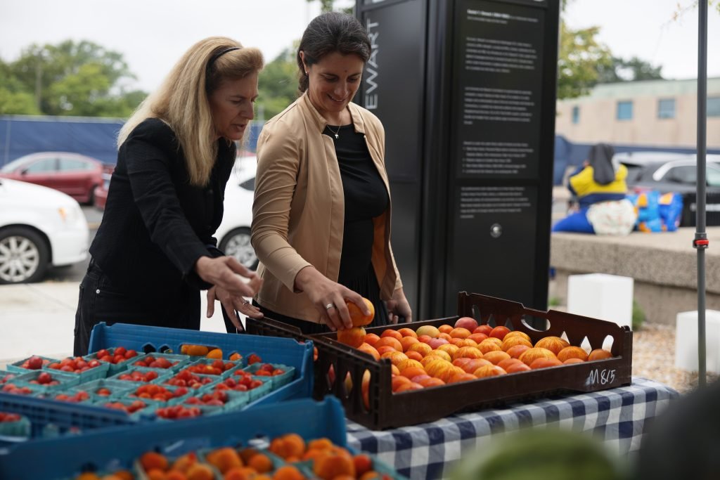 040-Dixwell-Farmers-Market-08-07-2024-1-1024x683.jpeg