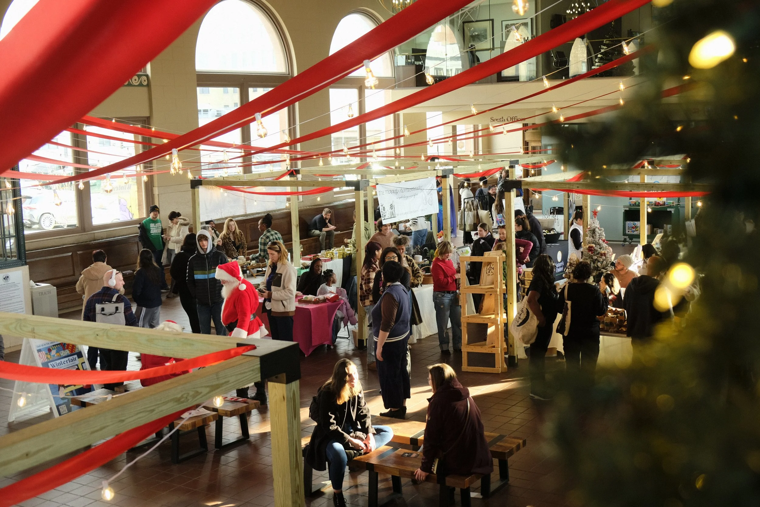 SHOP SMALL FOR THE HOLIDAYS