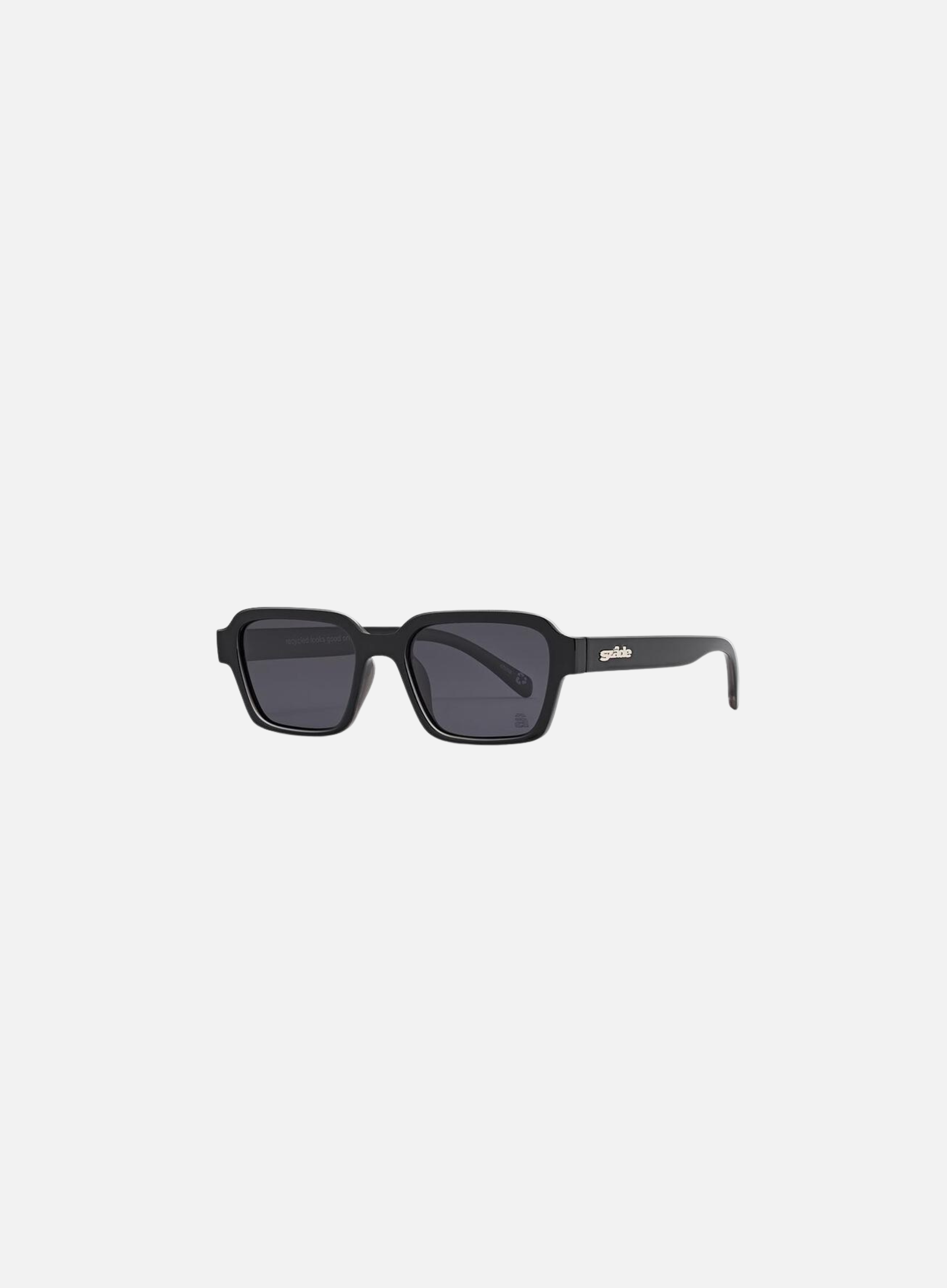 Szade BOOTH Black (3).png