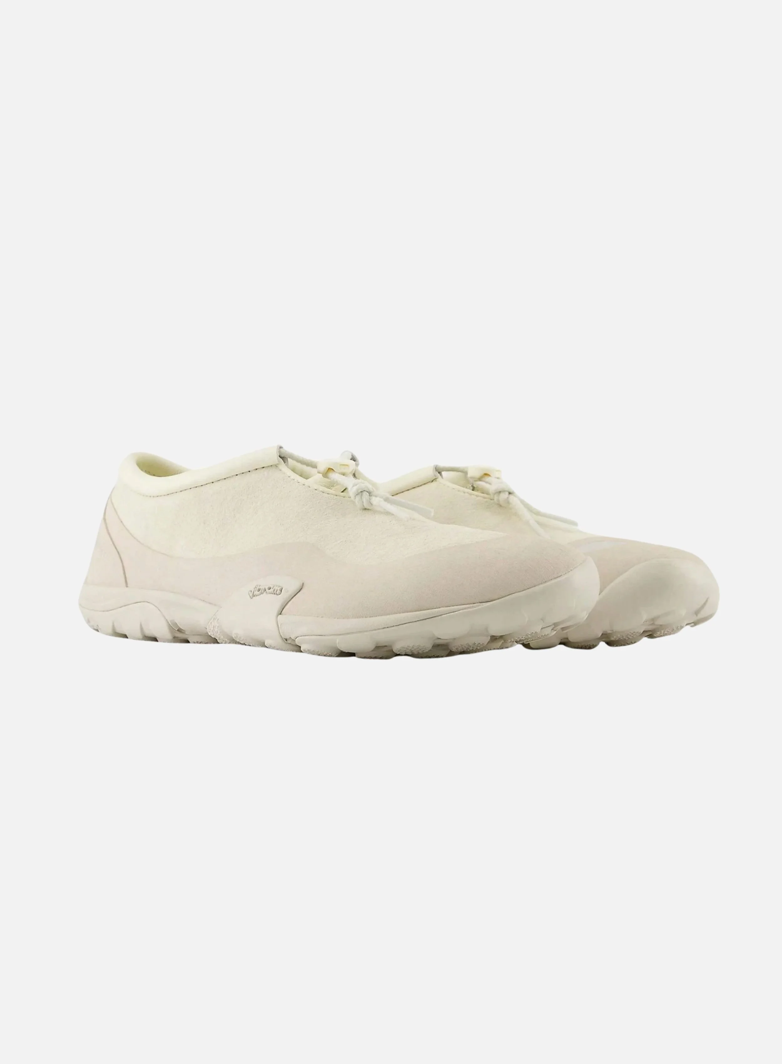 CAF New Balance Tokyo Design Studio MT10T (Angora Moonbeam) (2).jpg