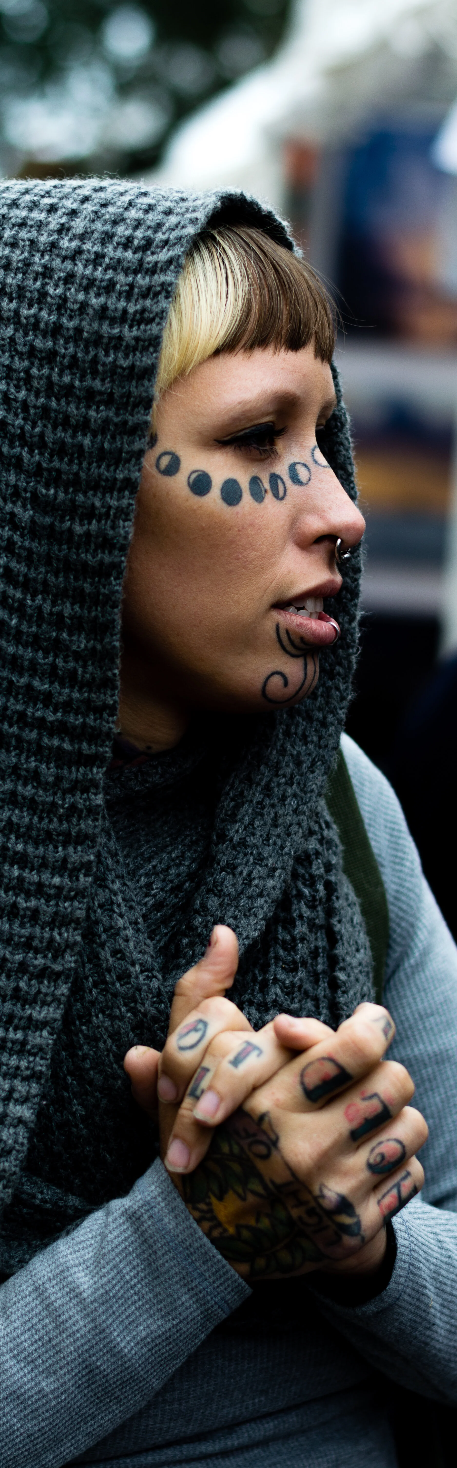  An incredible artist I got lucky to take photos of in Savannah, Georgia. While walking around an art event. 