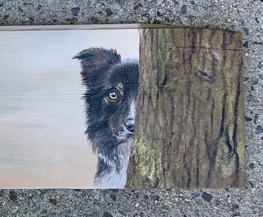 "Peeking" - DETAIL
