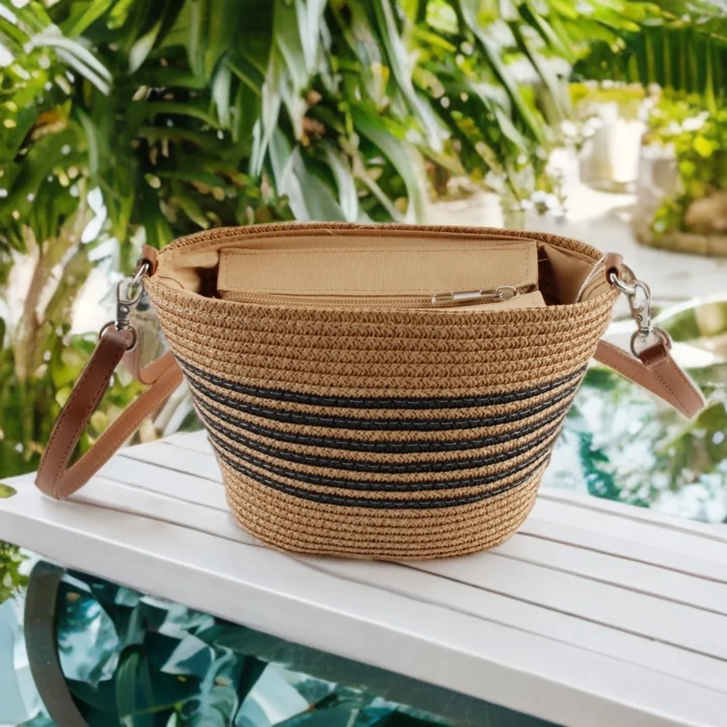 NEW Summer handbags ☀️
3 colour options - &pound;14

Pop along and see us this Sunday at our lovely regular monthly market - Kempshott Village Hall Sunday Market 10.30-1.00pm 😍

#kempshottvillagehall 
#kempshott
