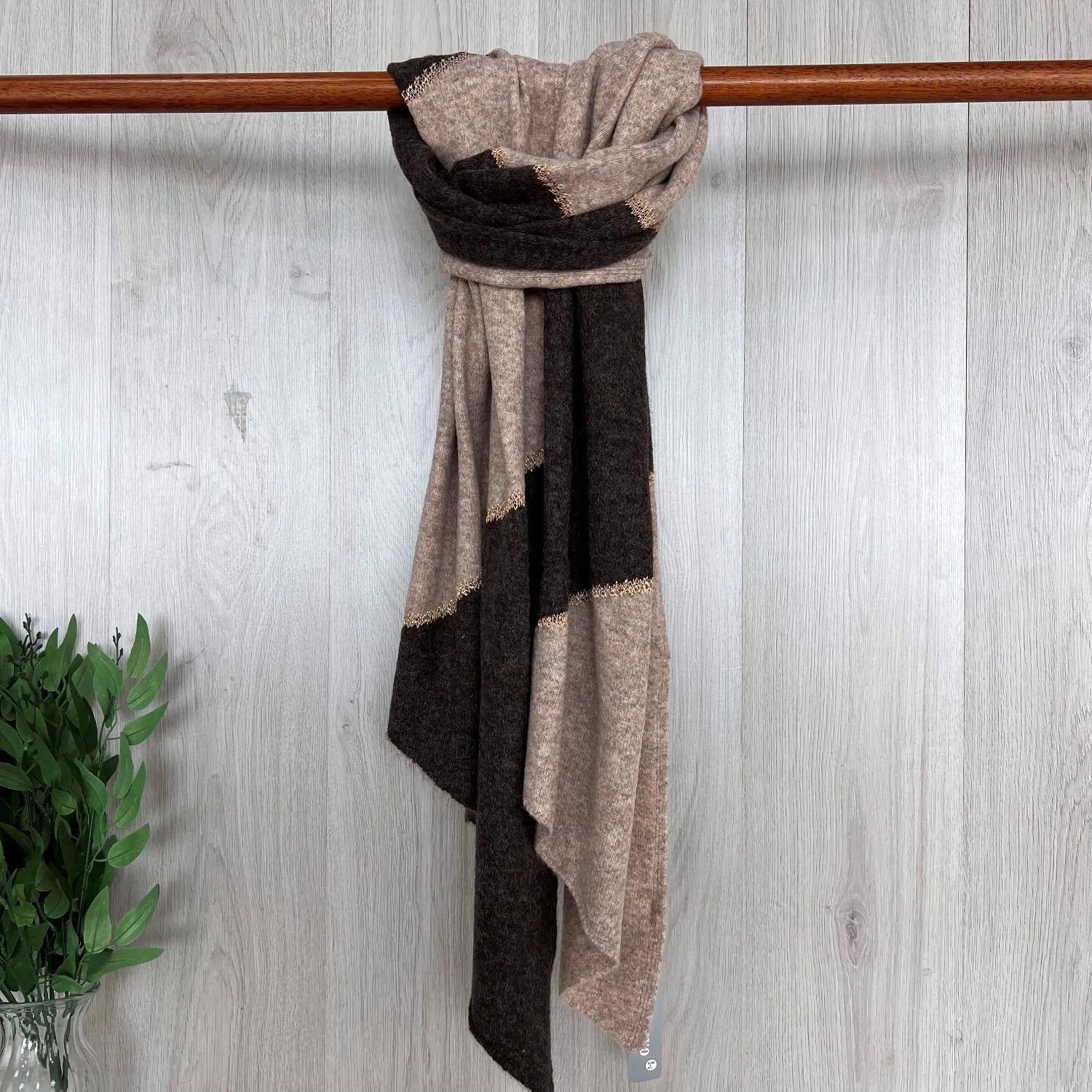 Sparkle Detail Tapered End Scarf - Brown
