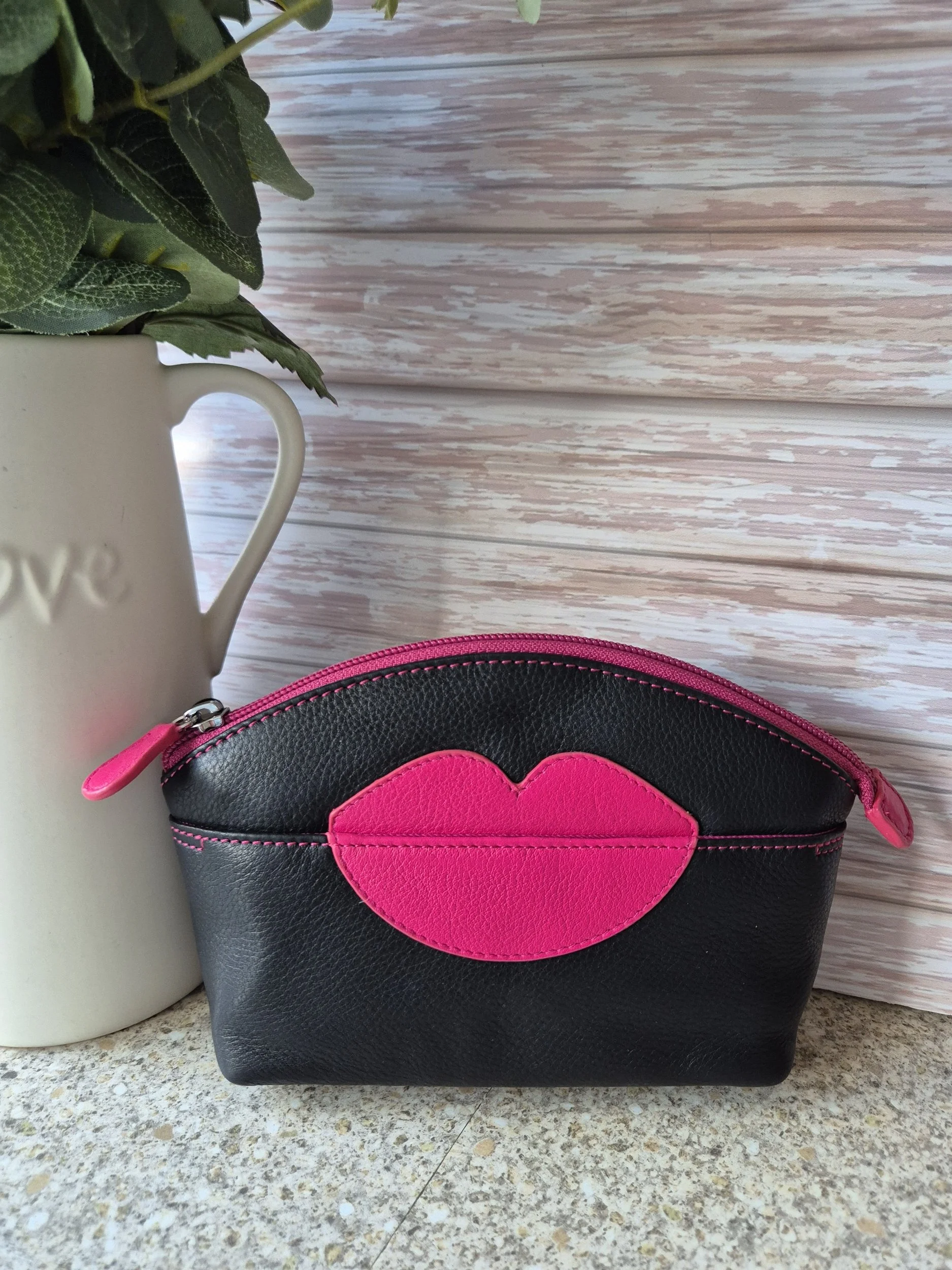 Accessory Pouch/Bag/Purse with RFID Protection - Black
