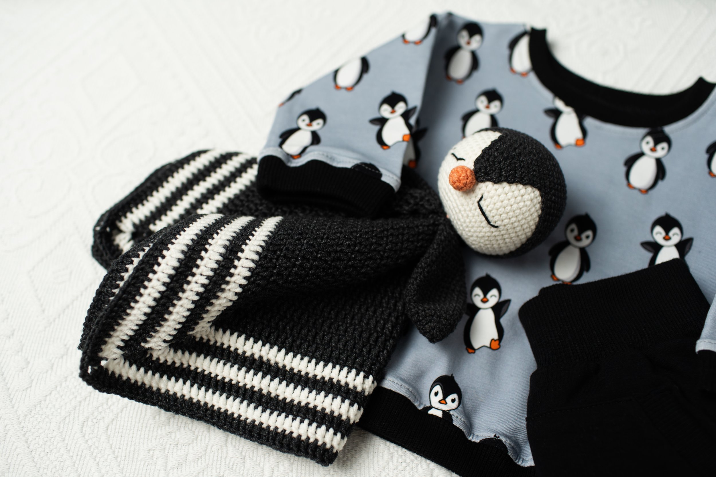 penguin-dressupbaby-set-7.jpg