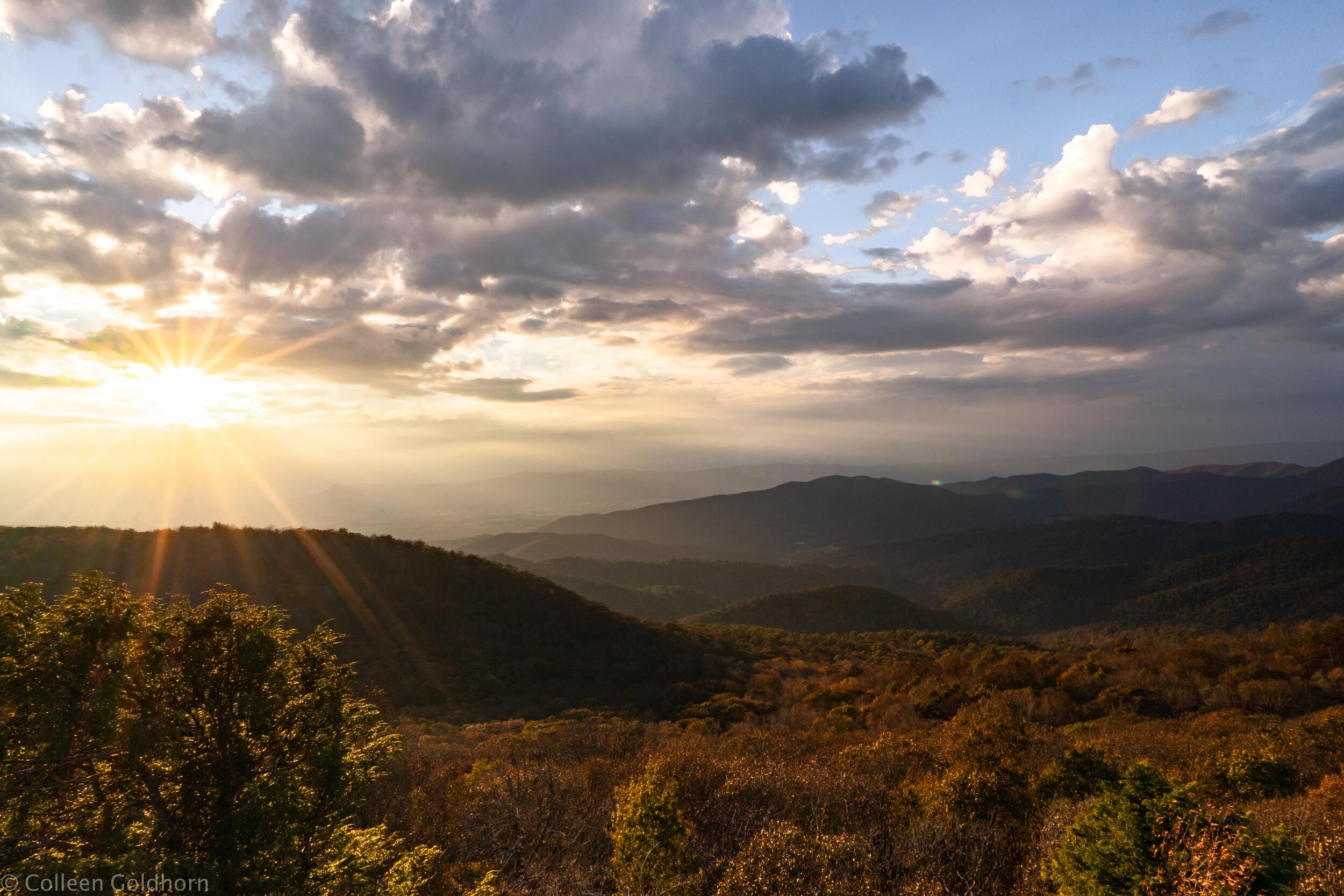 Hike to Bearfence Mountain, Shenandoah National Park, Virginia 
