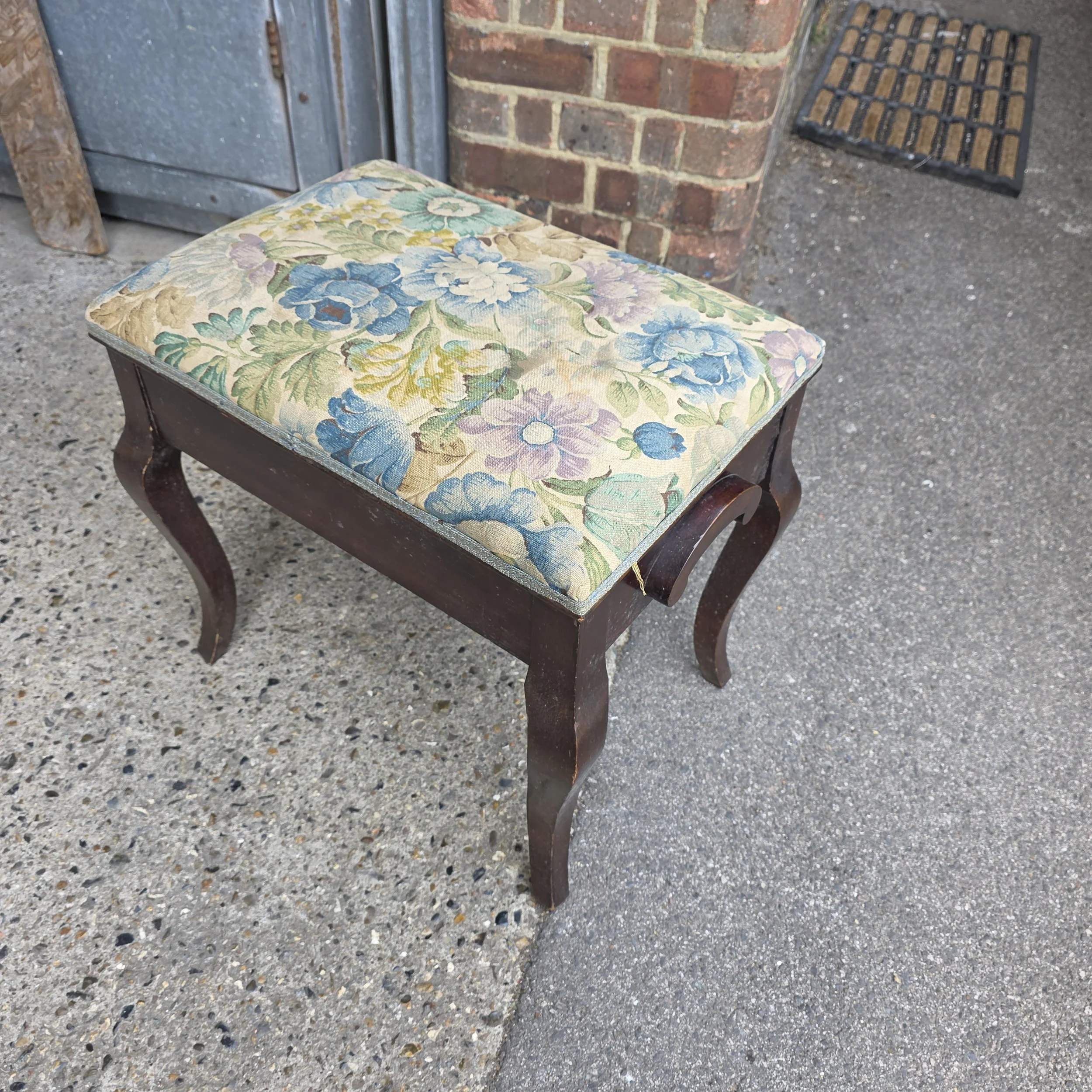 £40 - piano stool - 54cm wide 38cm deep 48cm high