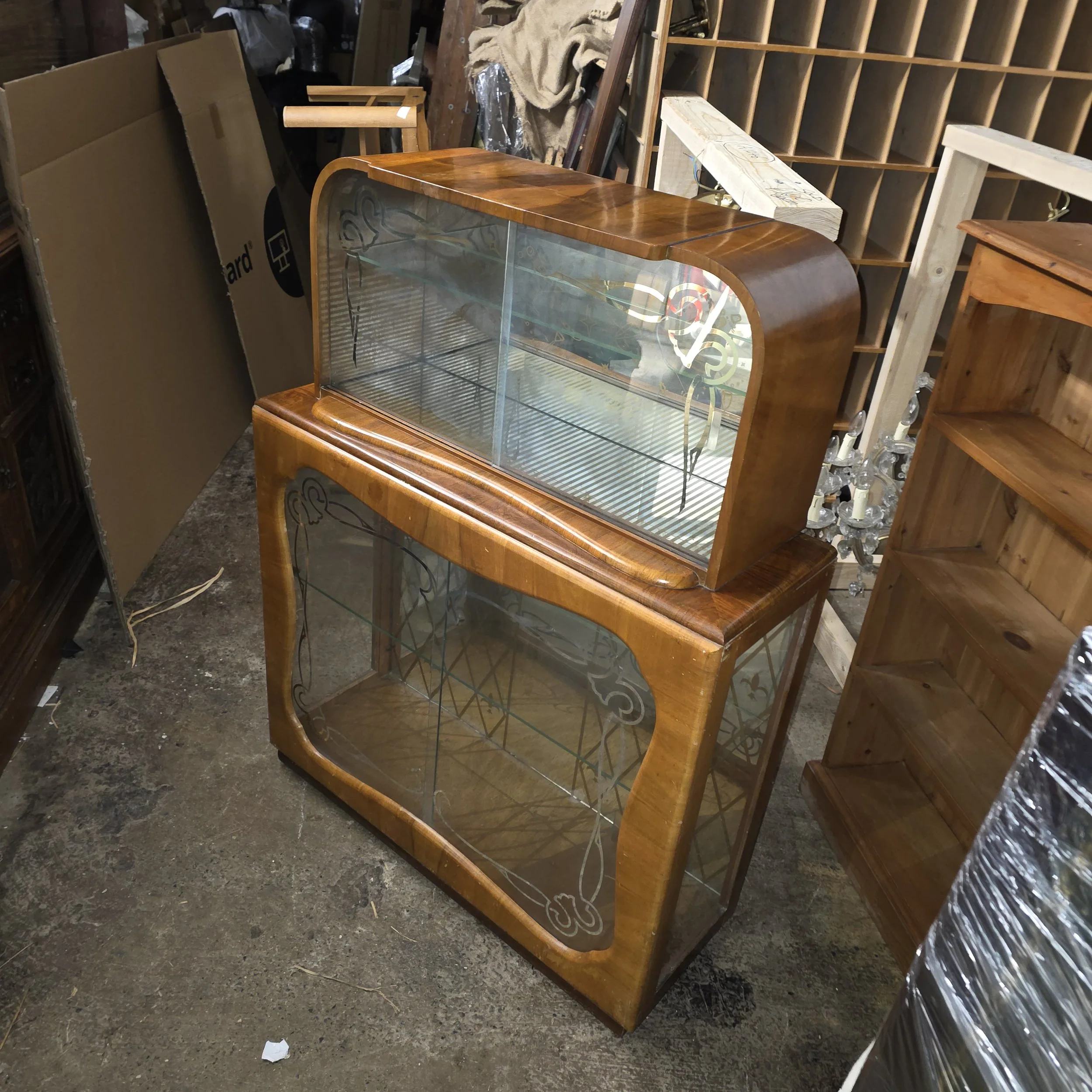 £75 - cocktail cabinet  - 94cm wide 33cm deep 124cm high  - needs a little attention