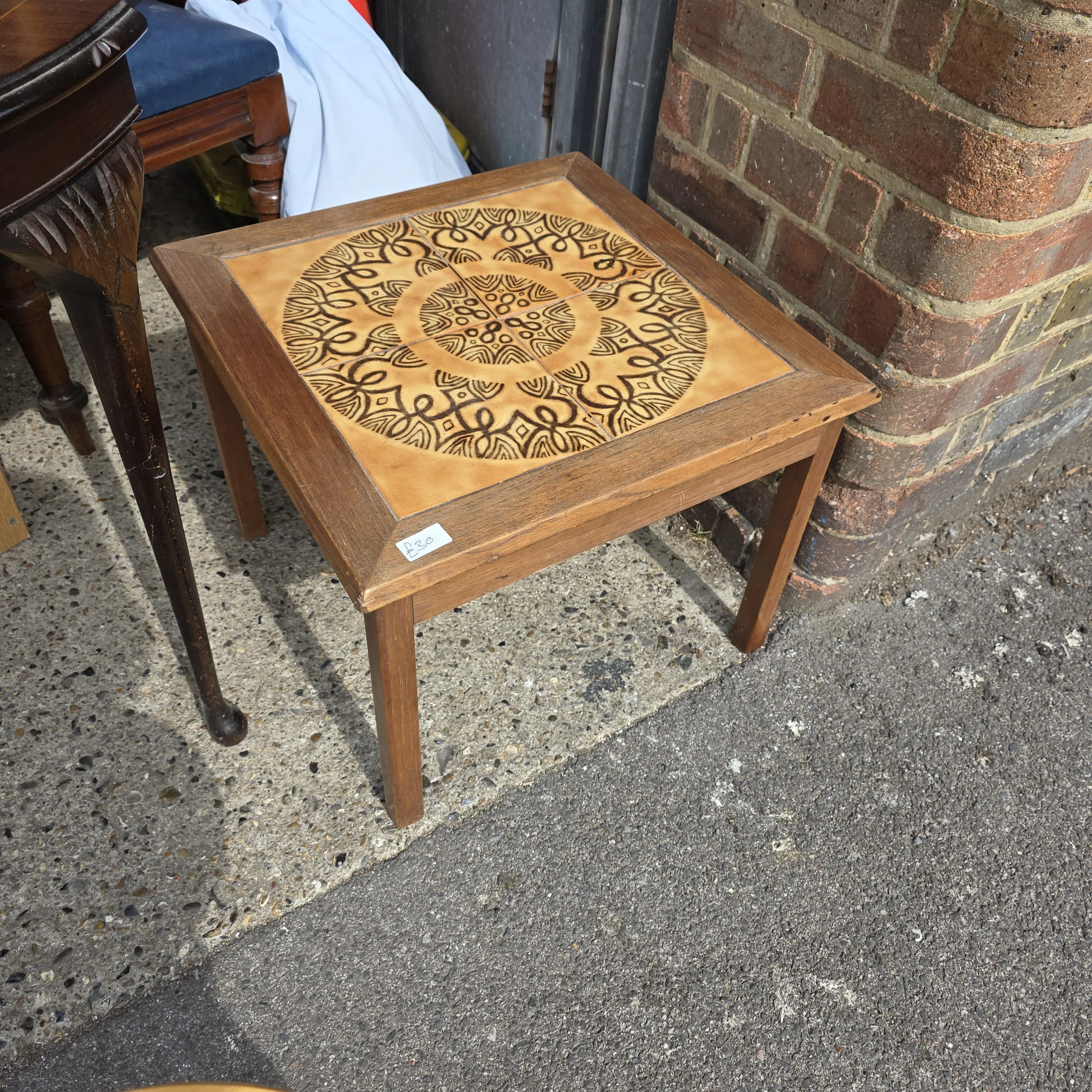 £30 - tile top coffee table - 52cm across 41cm high