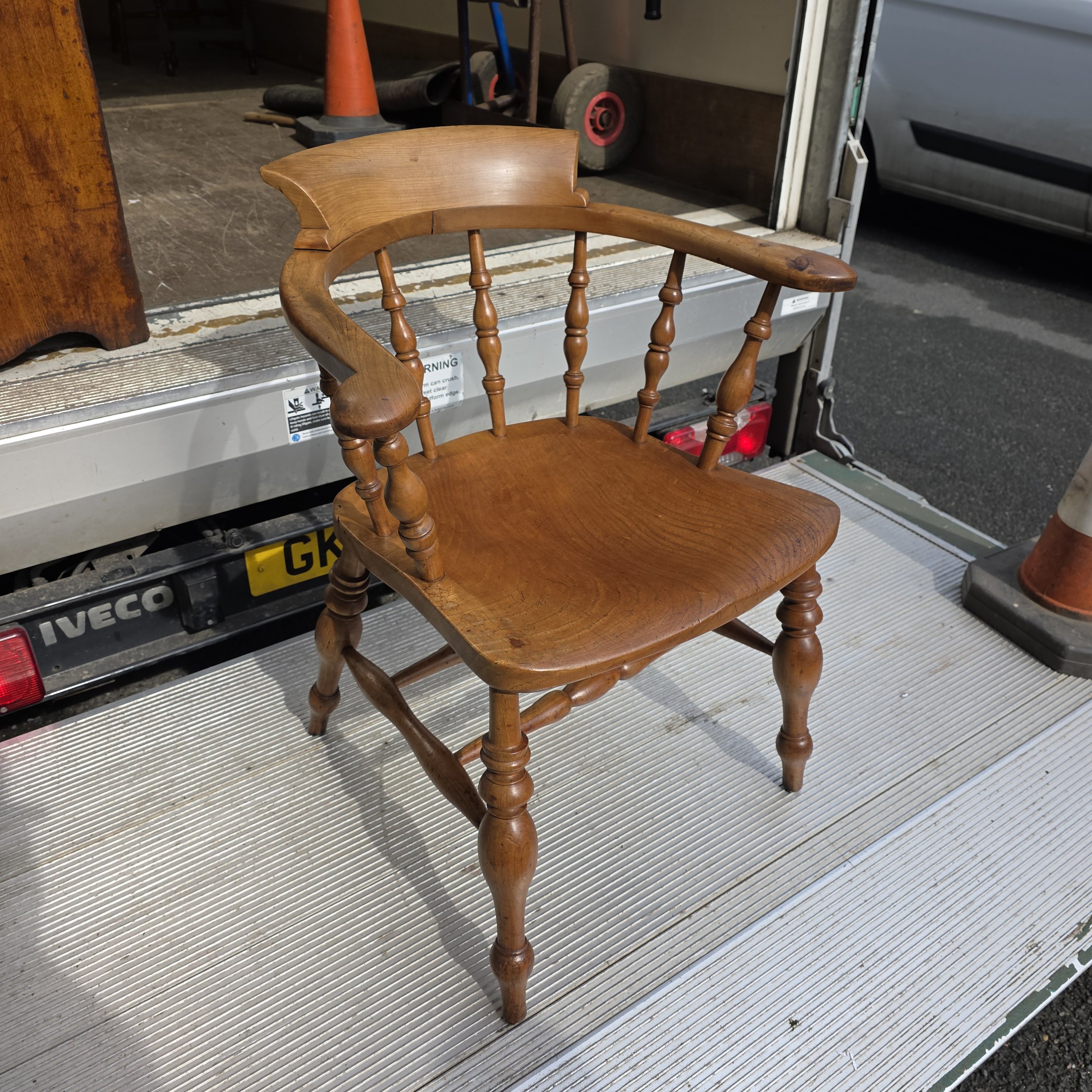 £175 - smokers bow