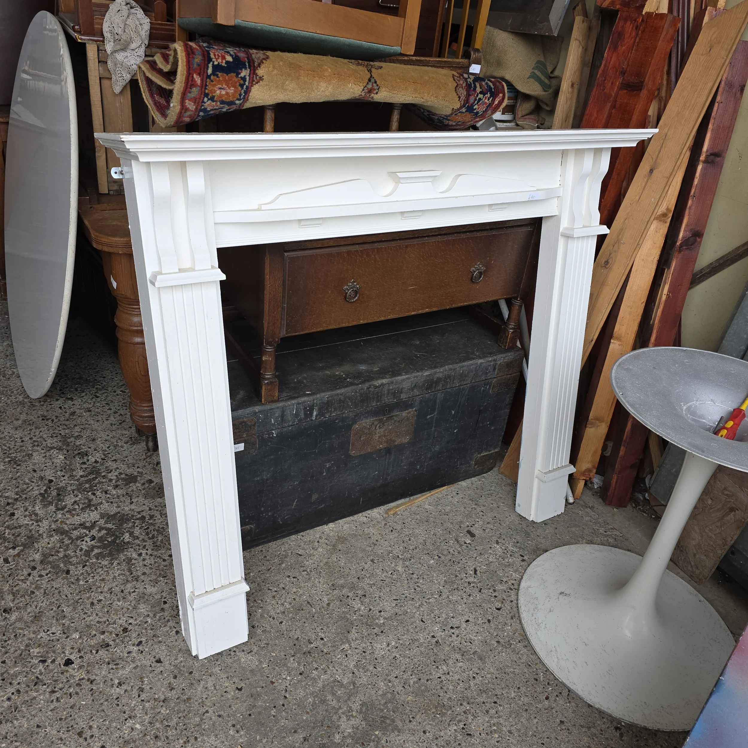 £40 - fire  surround 127cm wide  21cm deep 113cm high  int 92cm by 91cm
