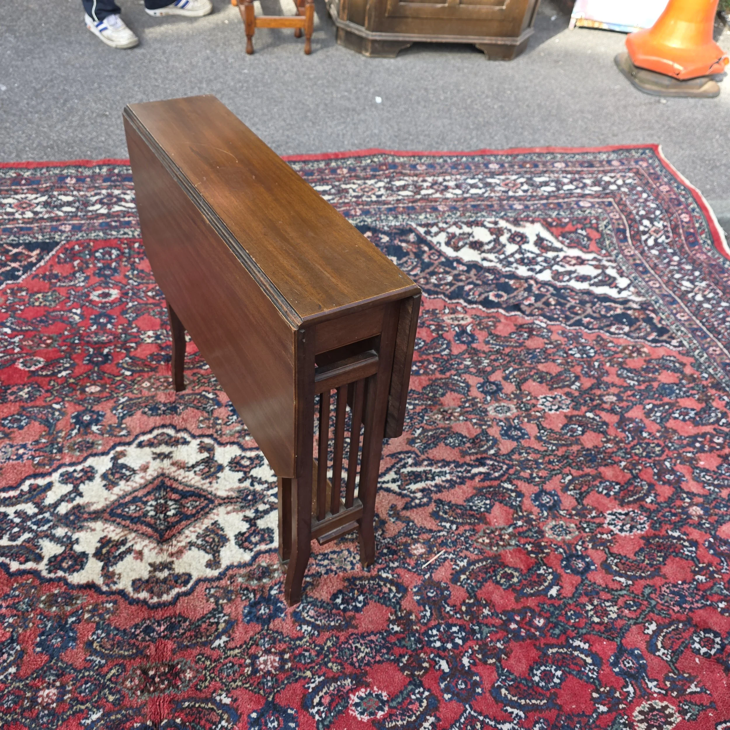 £65 - sutherland table  - 80cm open 18cm closed by 69cm height 66cm