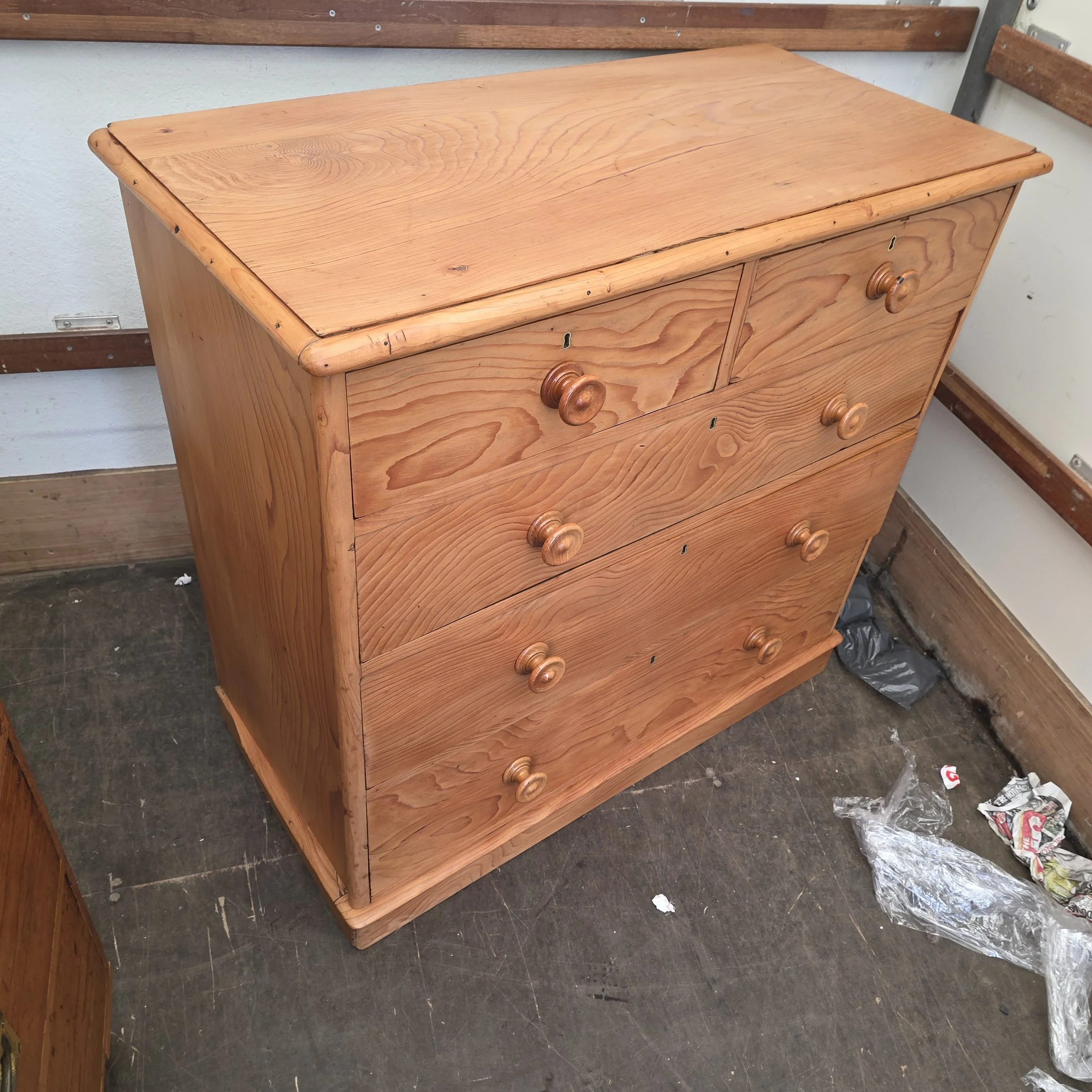 £325- pine chest of drawers - 104cm wide 51cm deep 99cm high